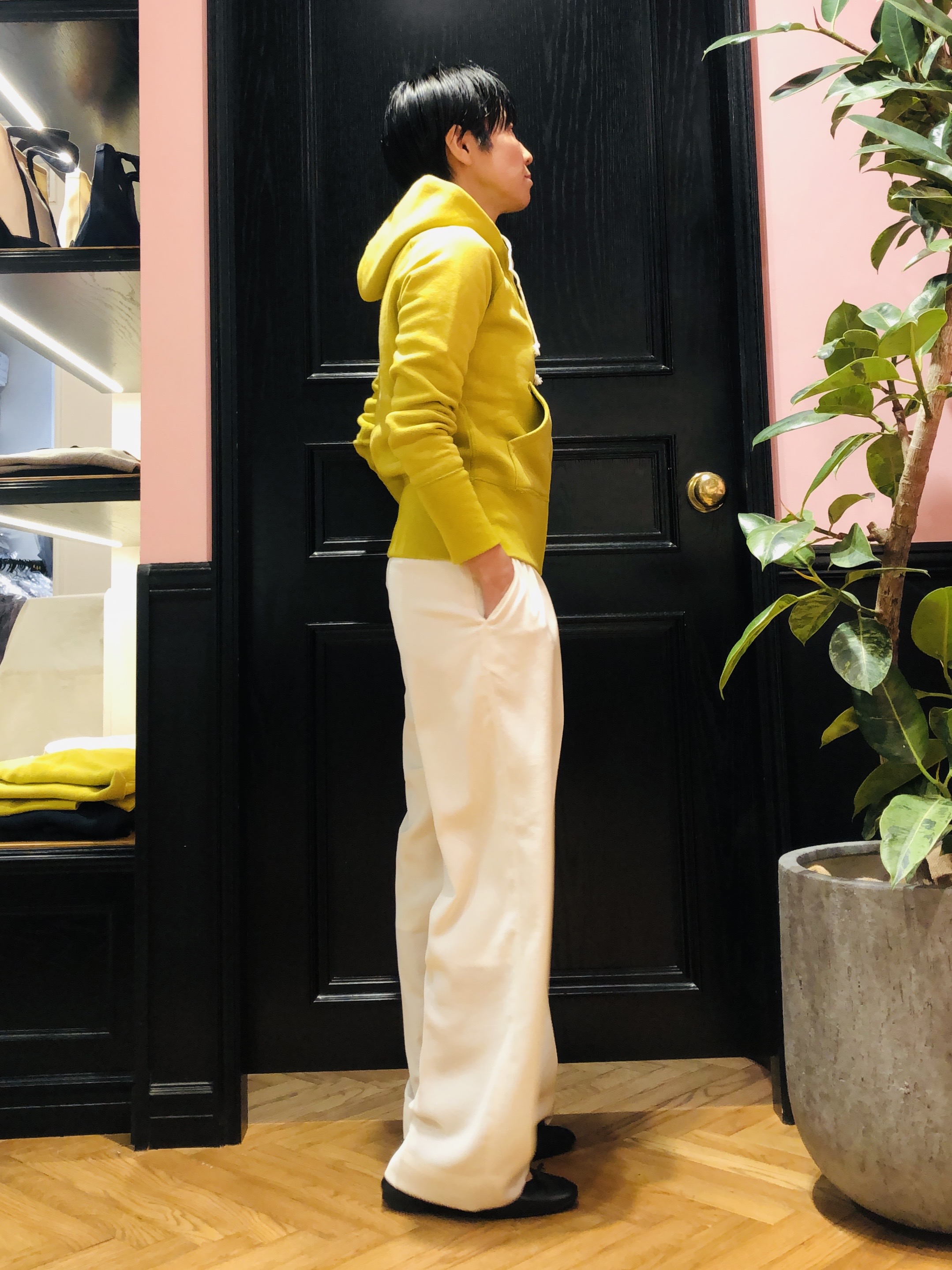 OGATAさんの「DRESSTERIOR｜サテンイージーパンツ」を使ったコーディネート