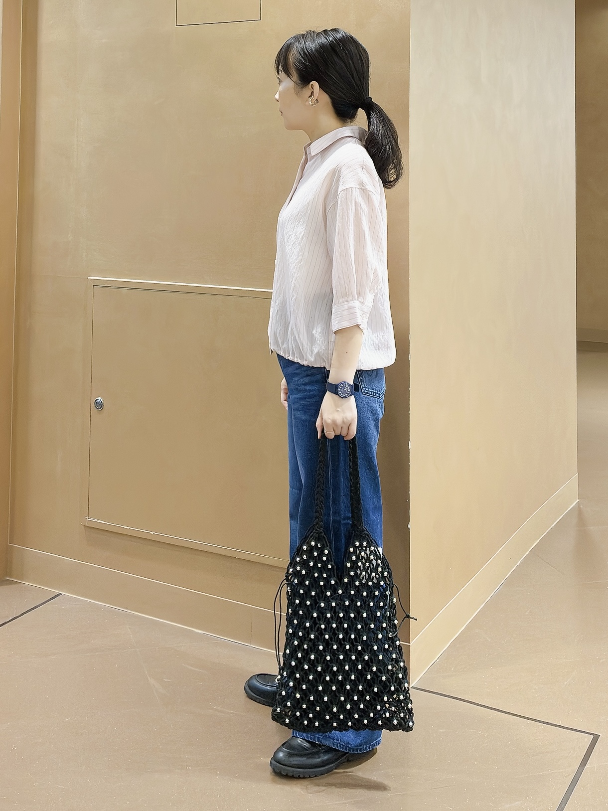 hattoriさんの「INDIVI｜【シアー／7分袖】体型カバーゆったりシャツ」を使ったコーディネート