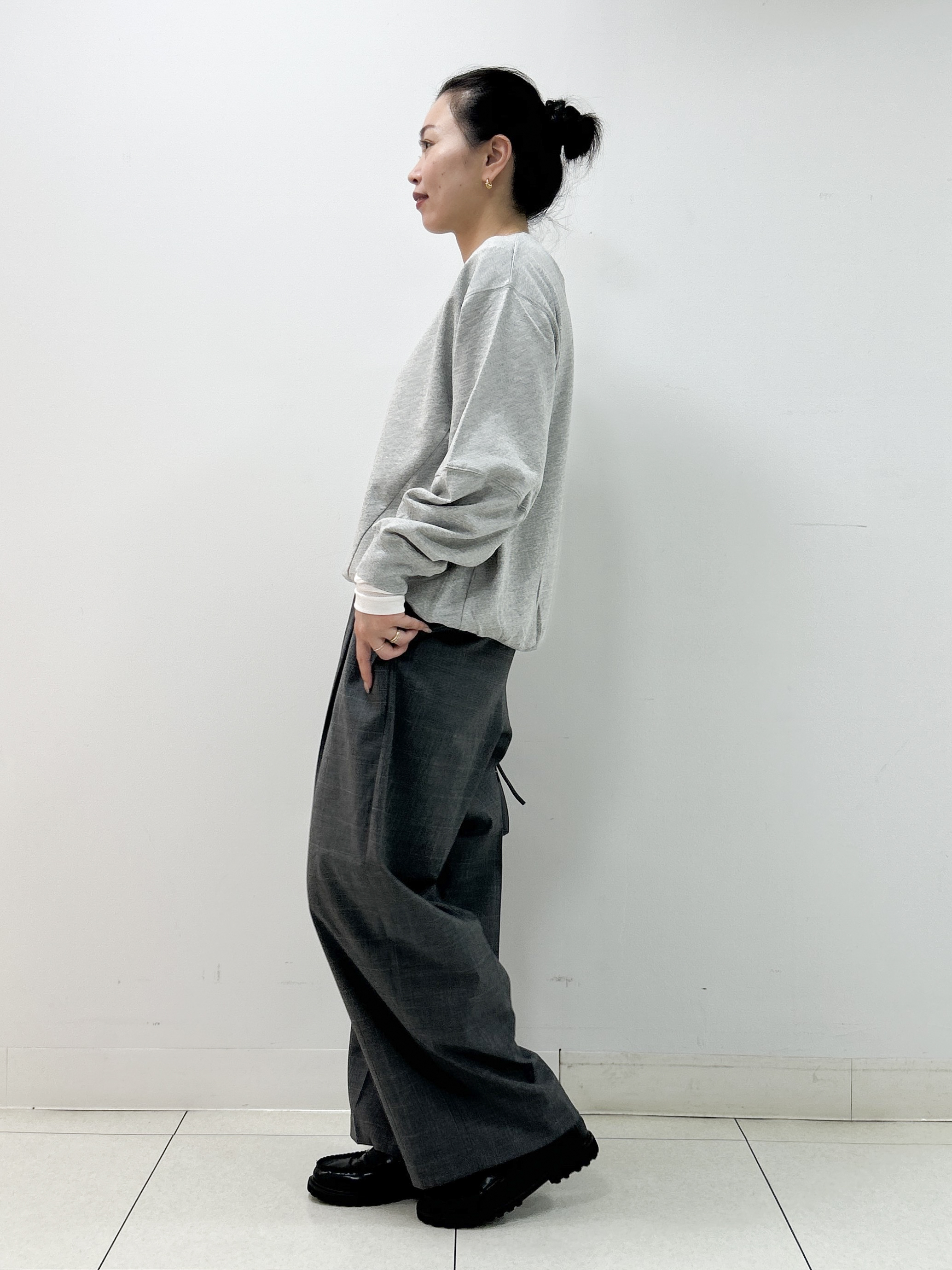 Kaiさんの「Dessin｜フォルムスリーブミニ裏毛プルオーバー」を使ったコーディネート