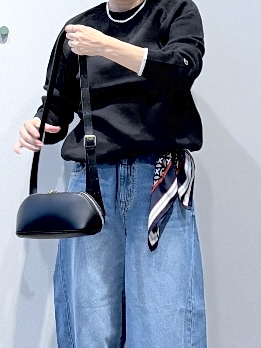 yoshikadoさんの「DRESSTERIOR｜【6色展開/ウォッシャブル】コットンカシミヤニット」を使ったコーディネート