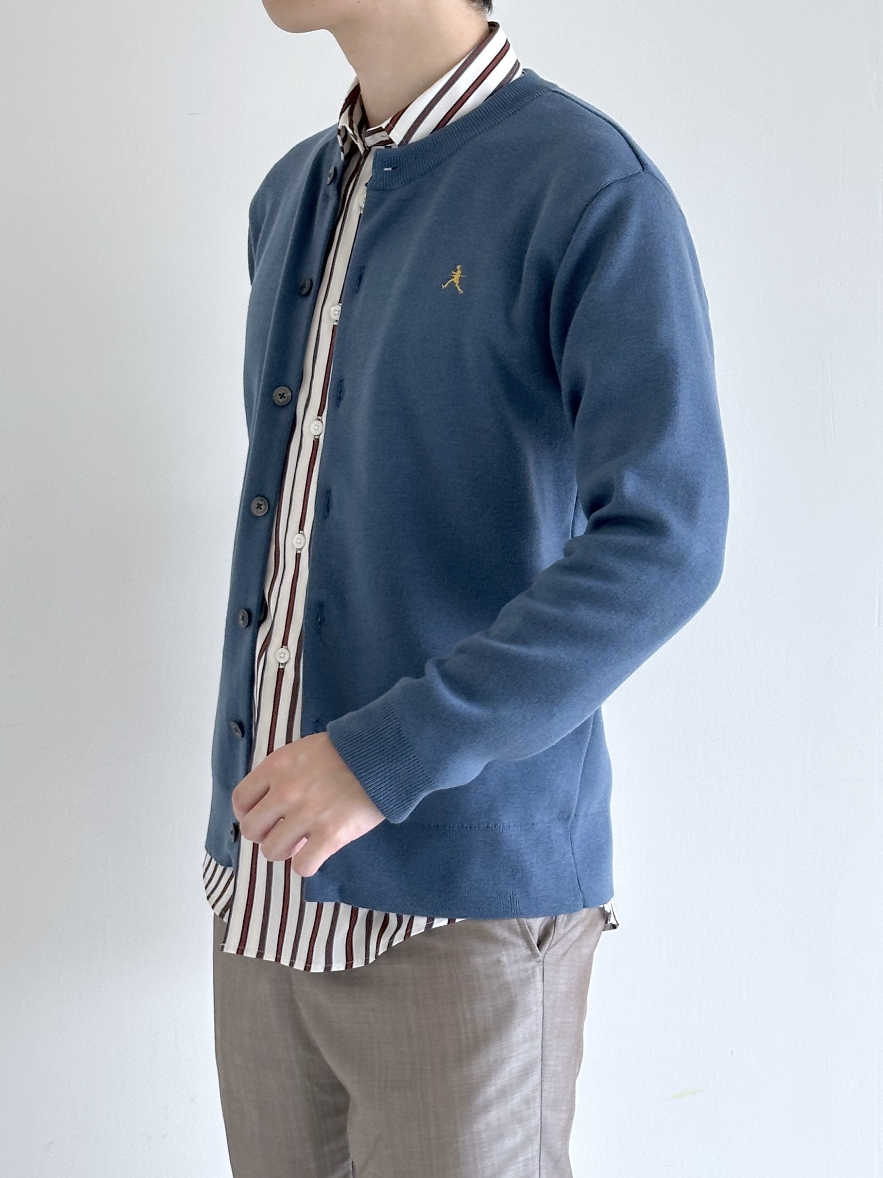 イッシーさんの「TAKEO KIKUCHI｜【BOWLER HAT LABEL】日本製クルーネックカーディガン」を使ったコーディネート