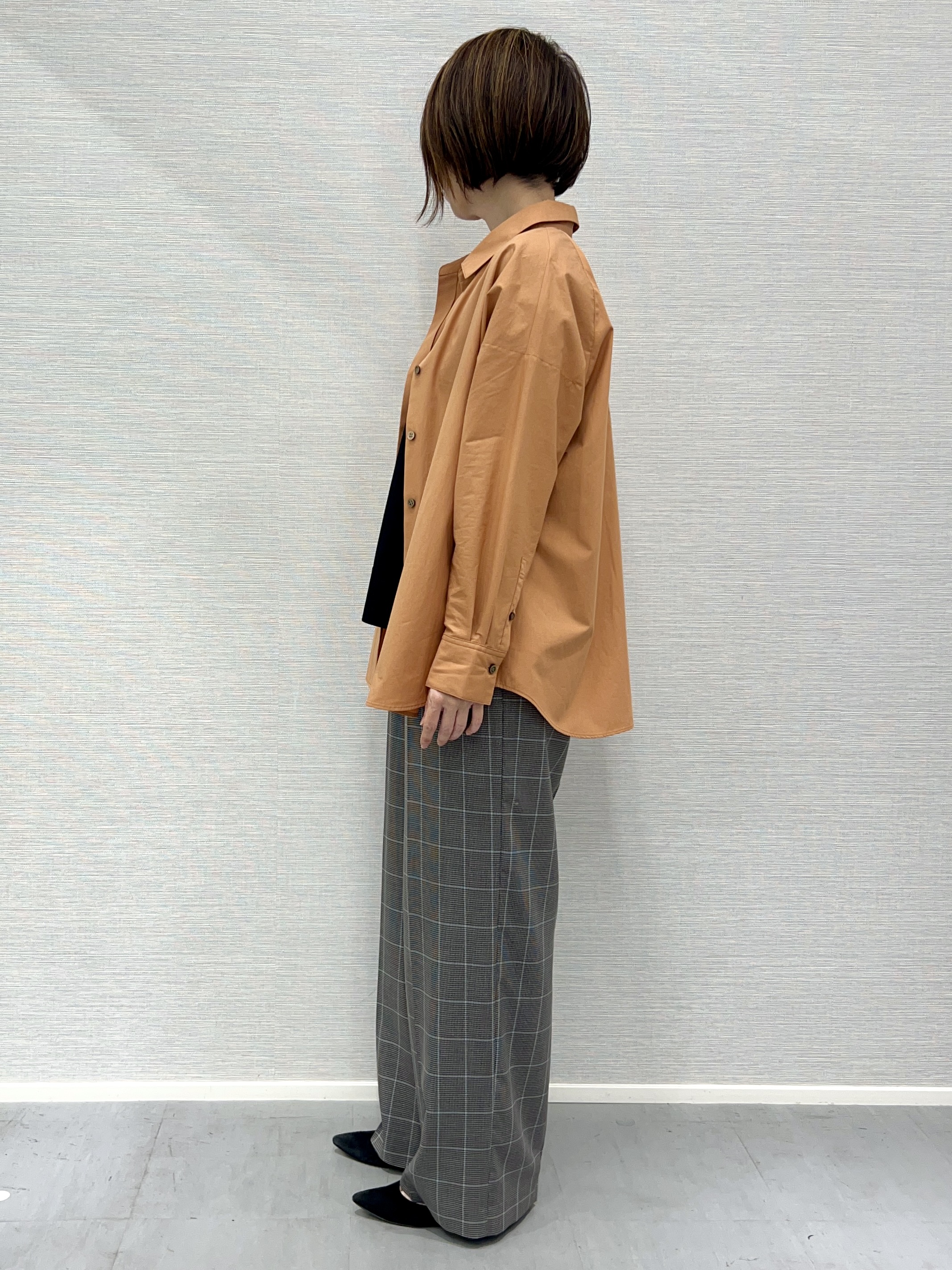 Shinakoさんの「UNTITLED｜コットンドルマンシャツ」を使ったコーディネート