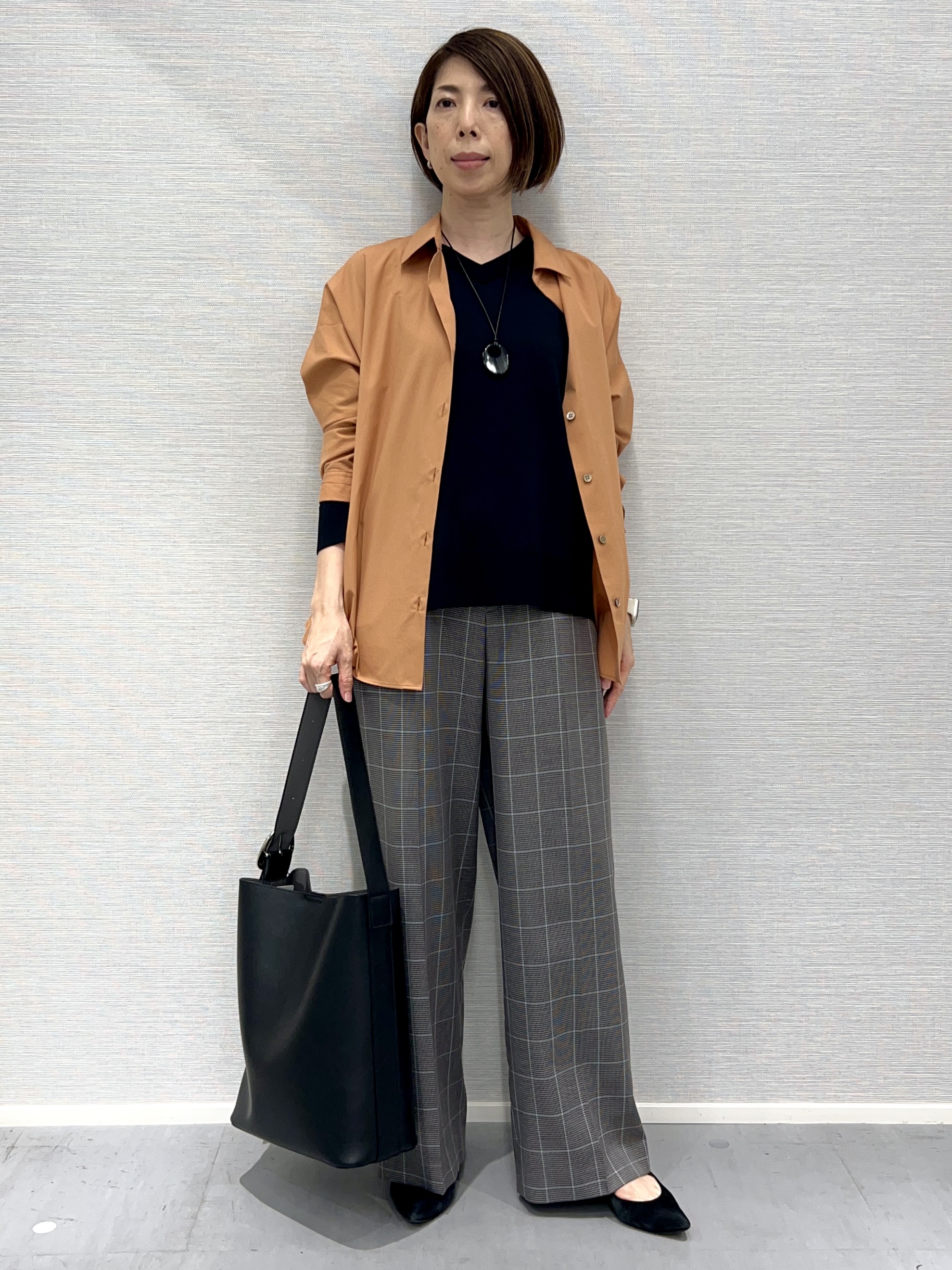 Shinakoさんの「UNTITLED｜コットンドルマンシャツ」を使ったコーディネート
