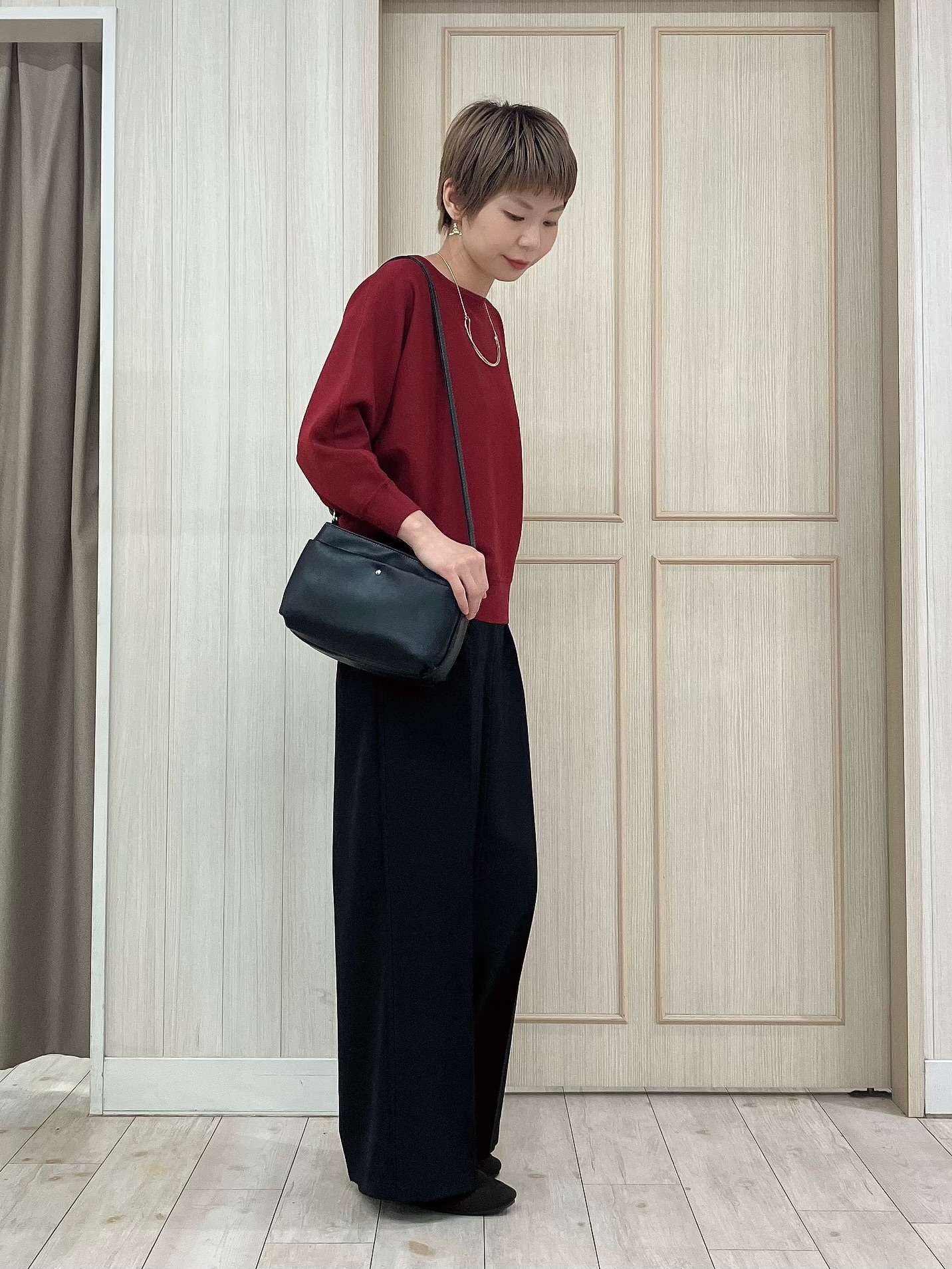 Turnerさんの「SHOO･LA･RUE｜【洗濯機可】軽やかでさらっとしたタッチ すっきり見えドルマンニット」を使ったコーディネート
