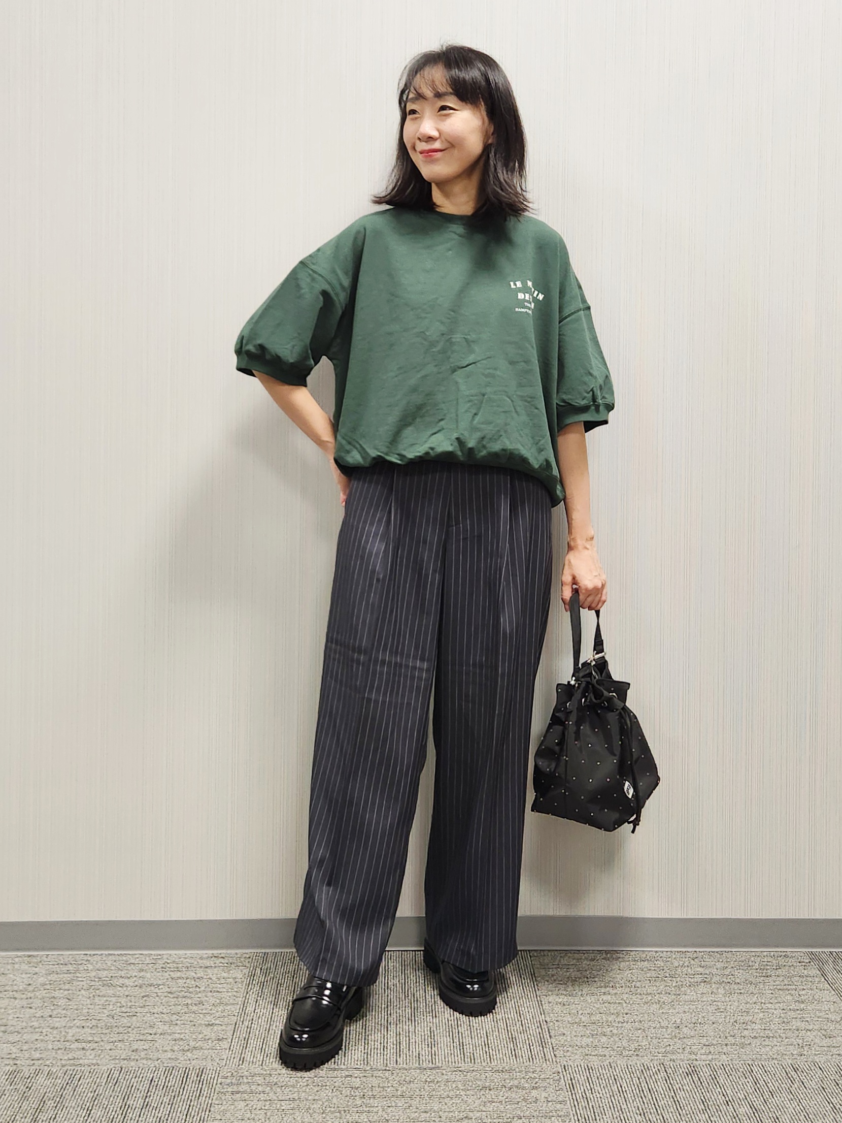 naraさんの「Dessin｜ハーフスリーブロゴプルオーバー」を使ったコーディネート