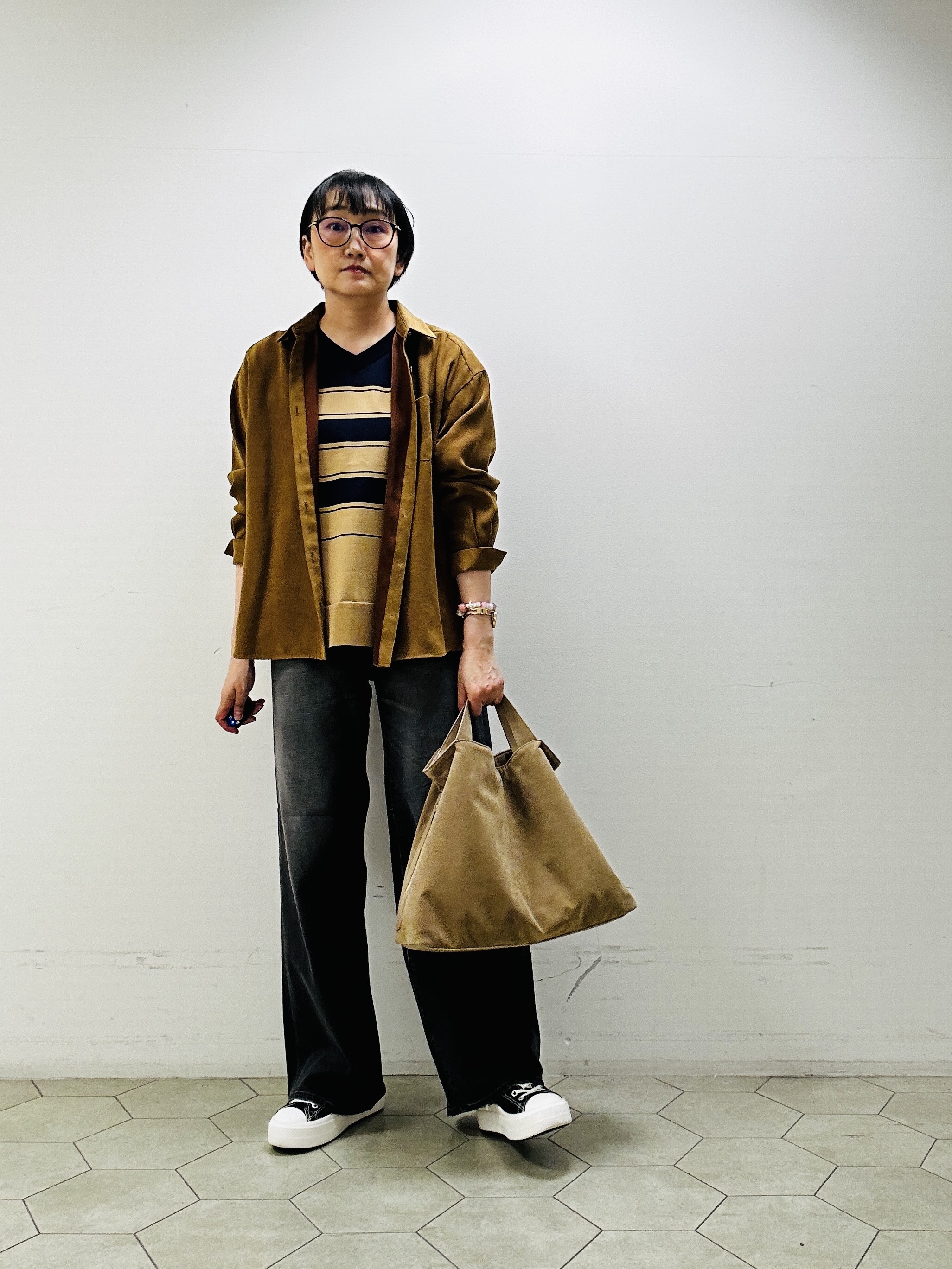 naoさんの「UNTITLED｜【セットアップ可/秋羽織り】スエードライクシャツ」を使ったコーディネート