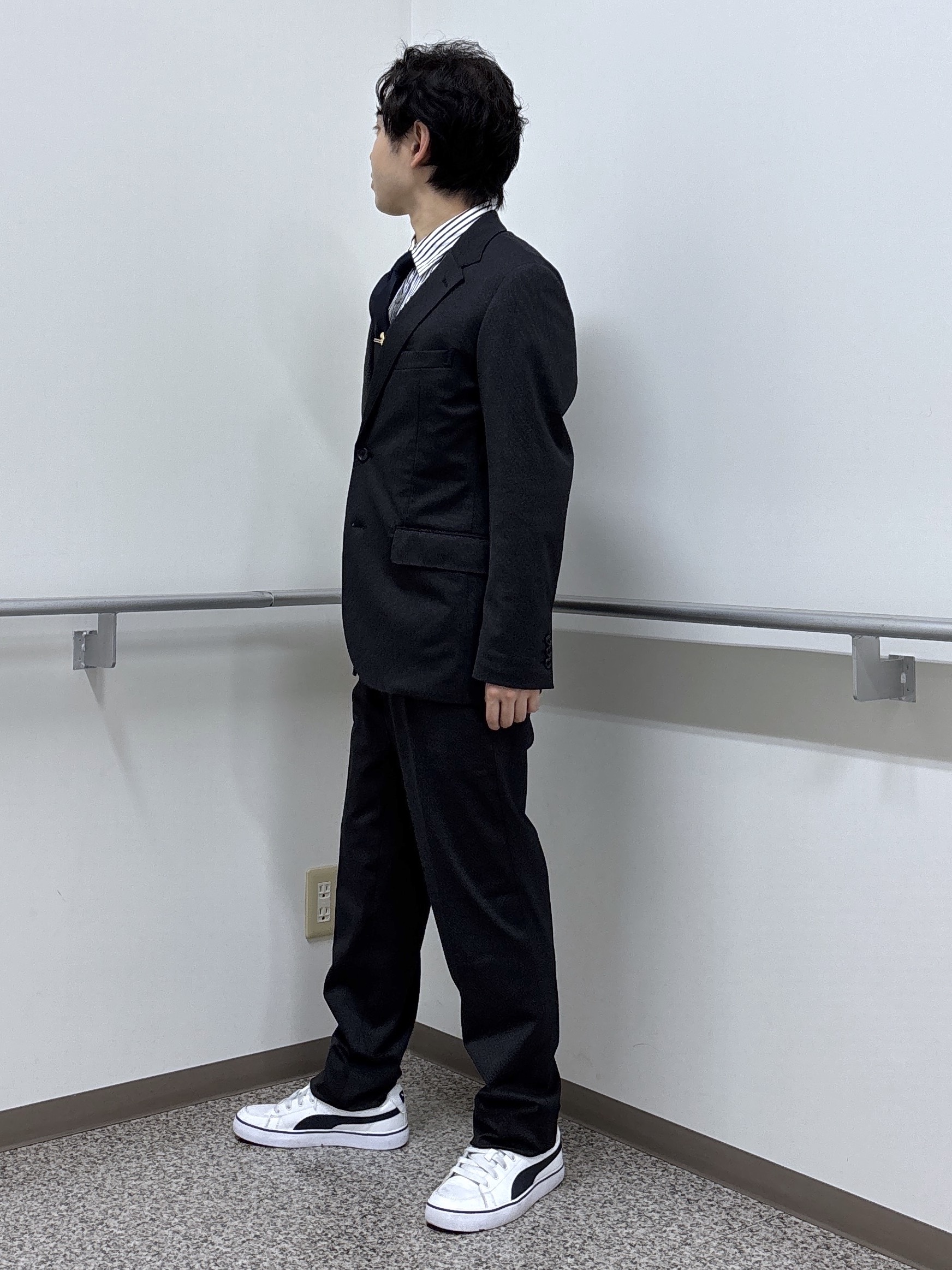 KEIさんの「TAKEO KIKUCHI｜【360&deg;ストレッチ／軽量】None Of Stress ライト ジャケット（セットアップ対応）」を使ったコーディネート