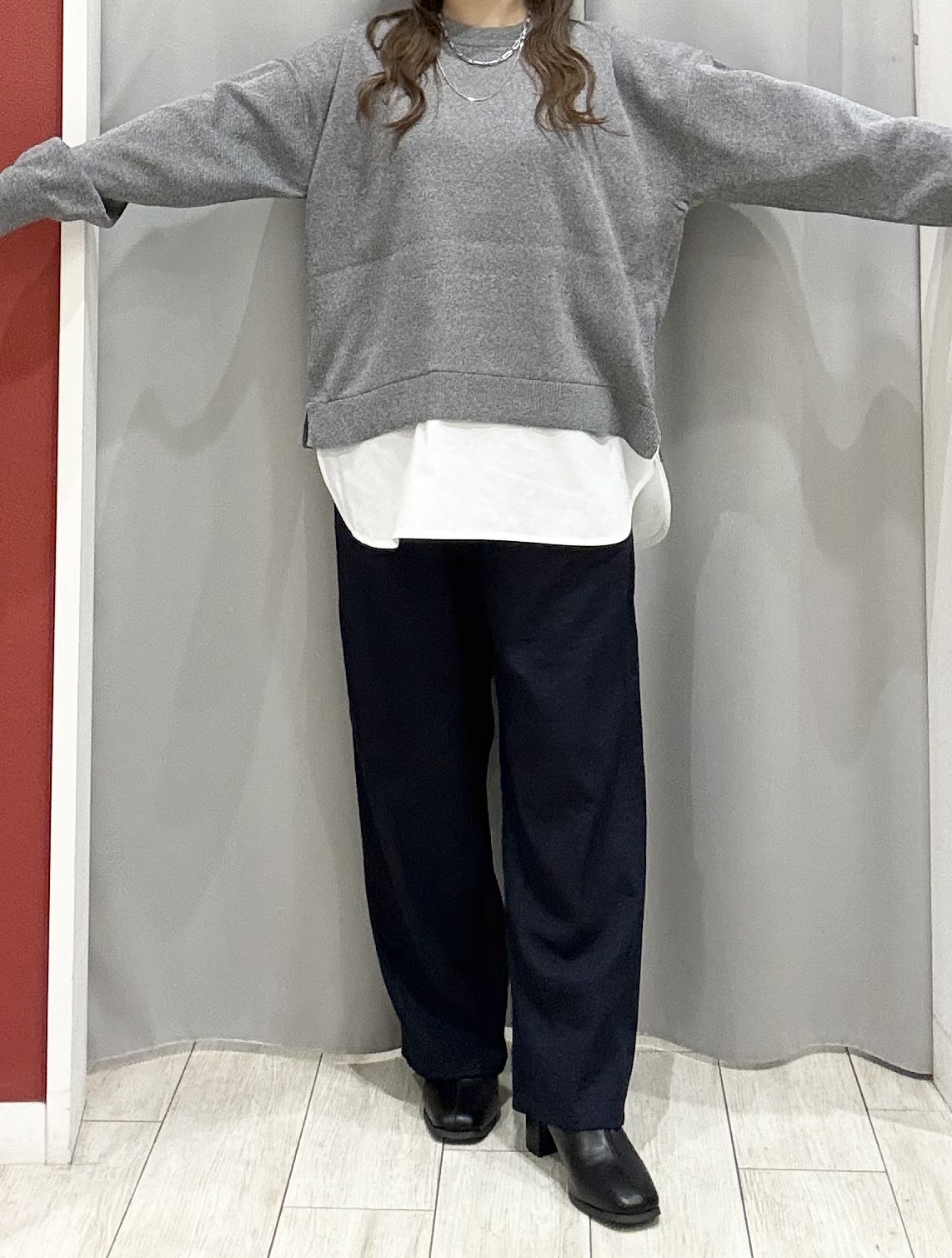 shioさんの「SHOO･LA･RUE｜【S-LL】着るだけできまる シャツレイヤード風 スポンディッシュニット」を使ったコーディネート