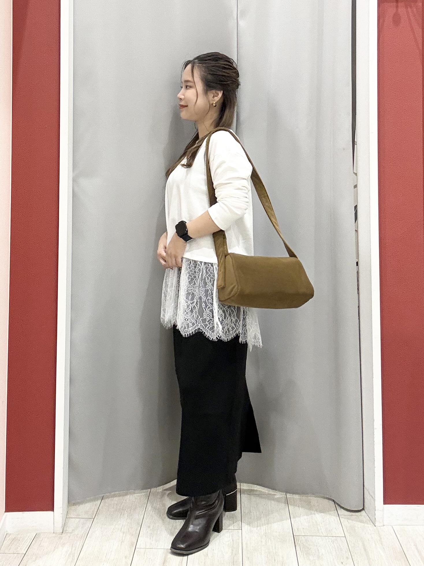 shioさんの「SHOO･LA･RUE｜【洗濯後しわになりにくい/S-LL】選べる6パターン 羽織としても活躍する ベーシックシャツ」を使ったコーディネート