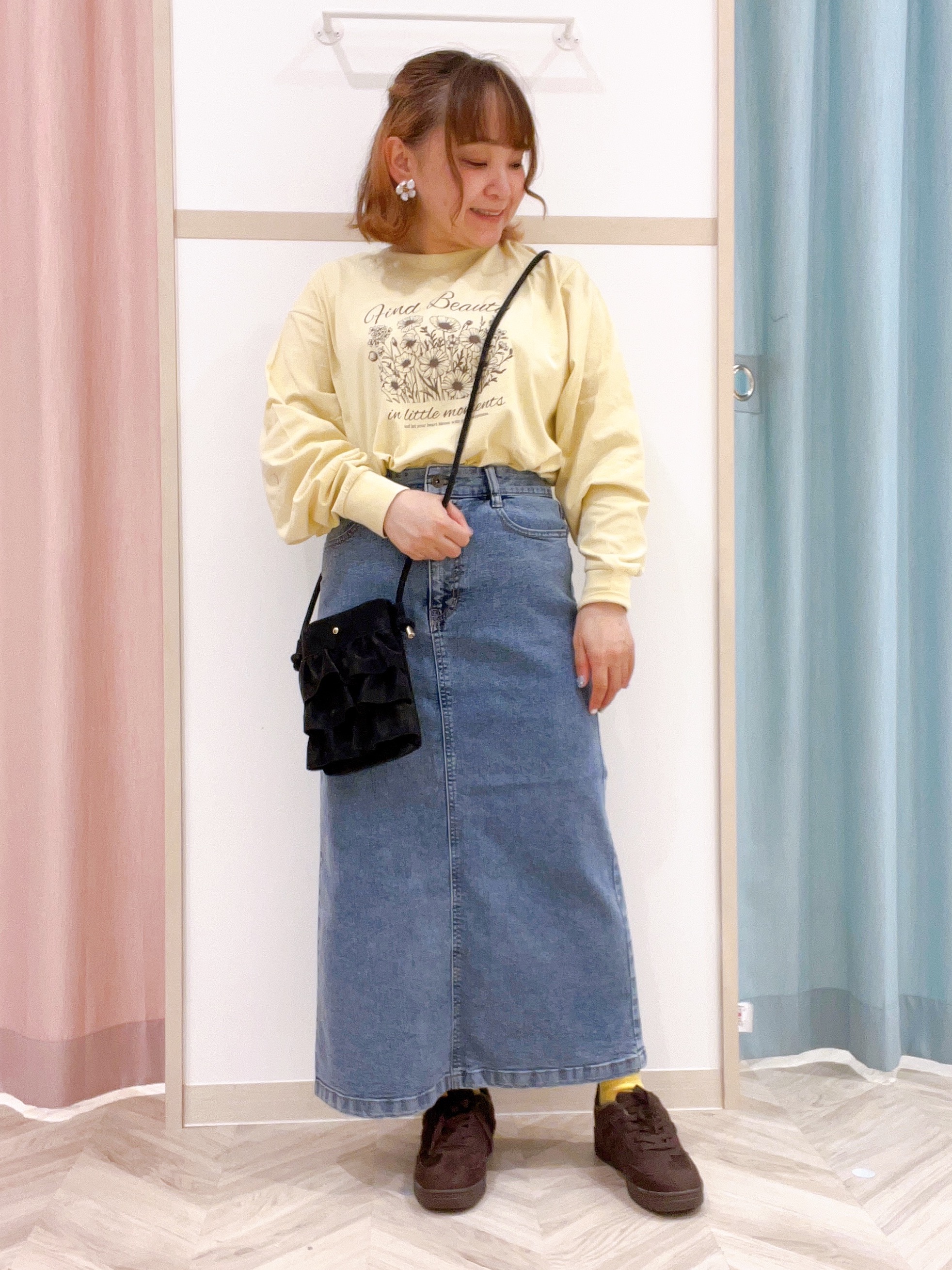 kitaさんの「SHOO･LA･RUE｜【S-LL/洗濯機可】大人カジュアルに。裾ドロスト フードチェックシャツ」を使ったコーディネート
