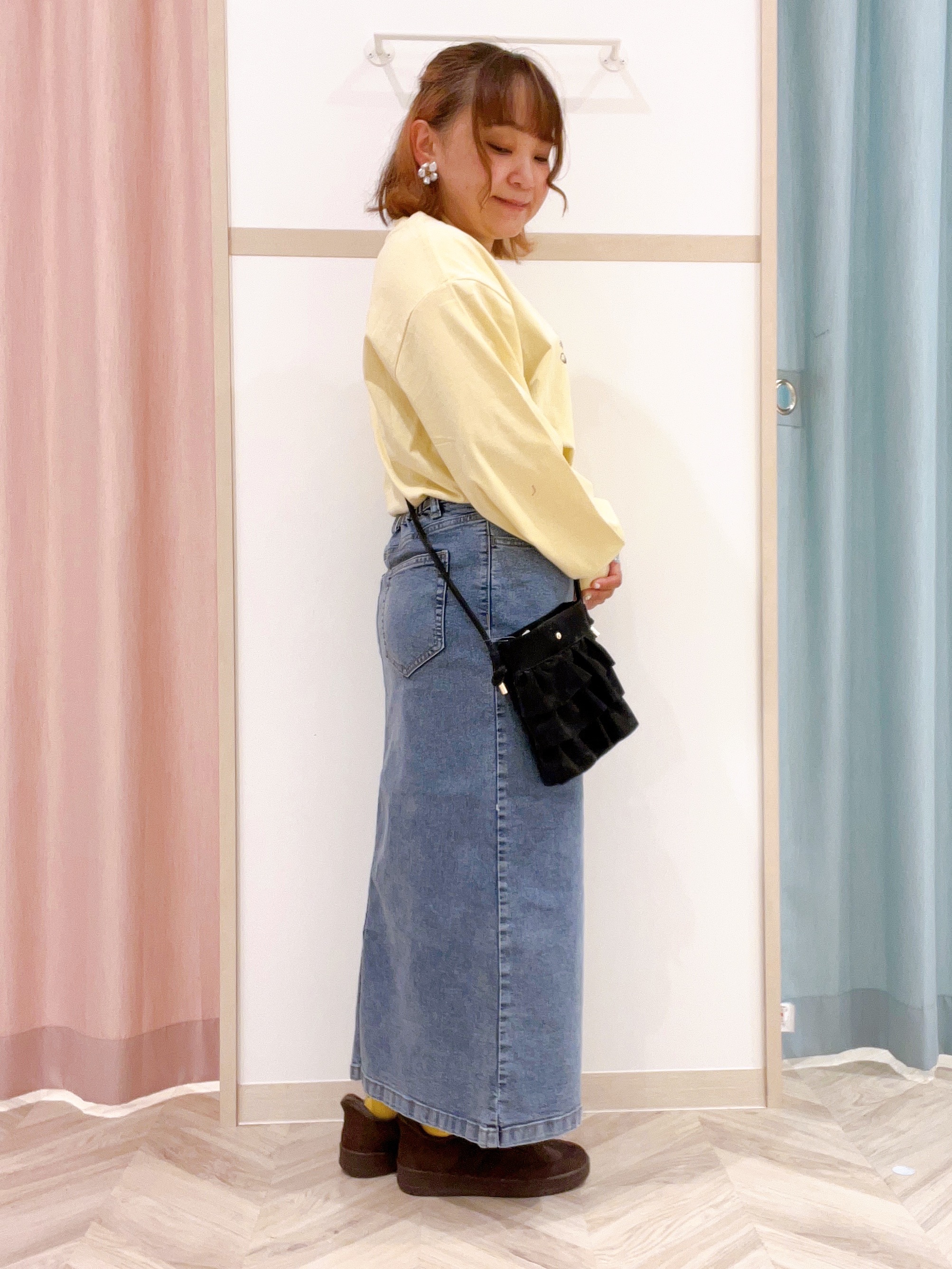 kitaさんの「SHOO･LA･RUE｜【S-LL/洗濯機可】大人カジュアルに。裾ドロスト フードチェックシャツ」を使ったコーディネート