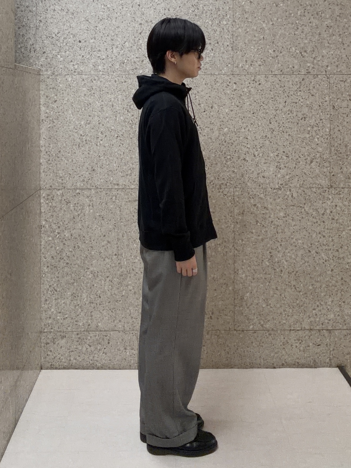 キムラさんの「TAKEO KIKUCHI｜【BOWLER HAT LABEL】ジップアップ スウェットパーカー」を使ったコーディネート