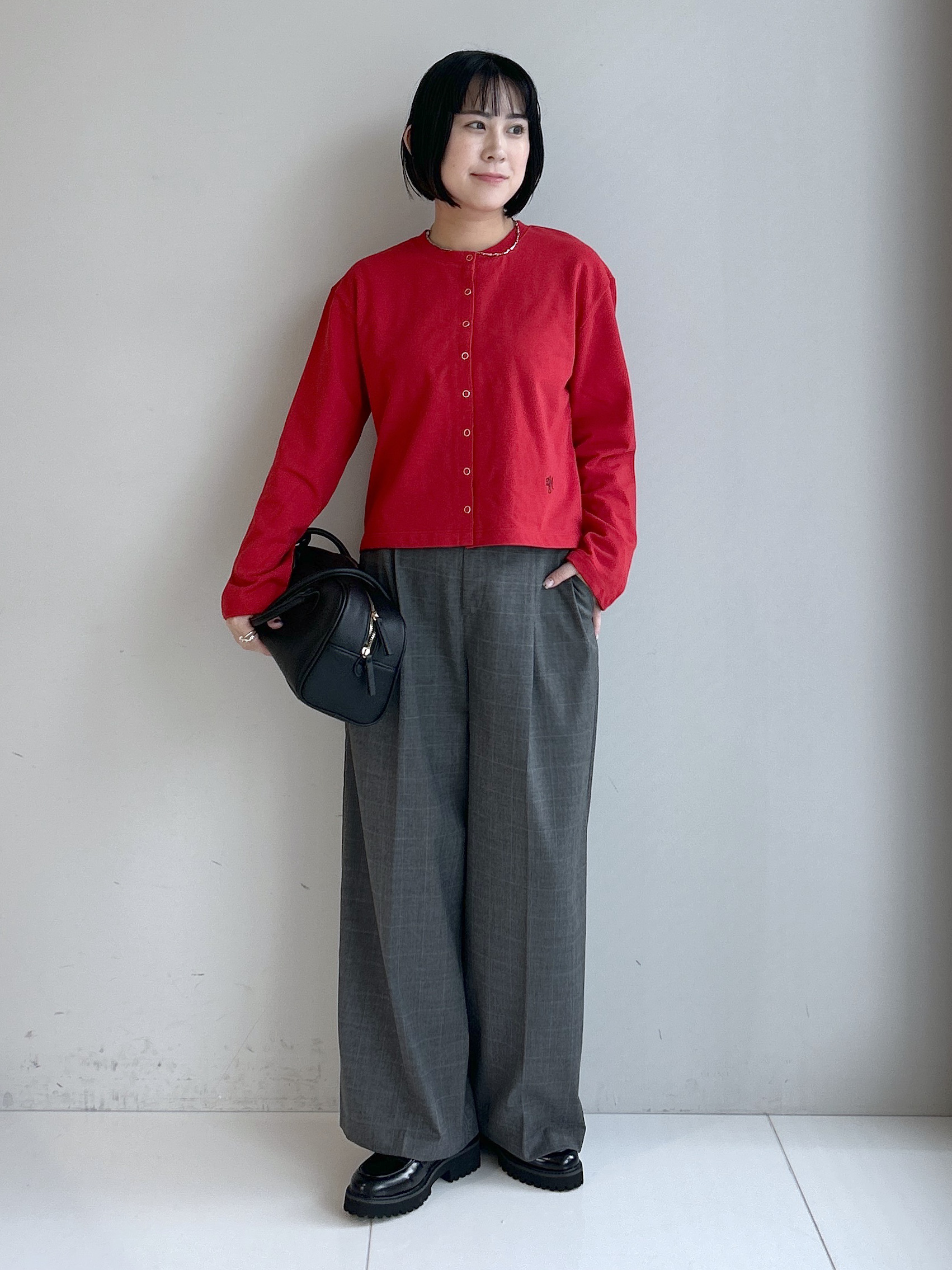 Hirokaさんの「Dessin｜リングスナップミニ裏毛カーディガン」を使ったコーディネート