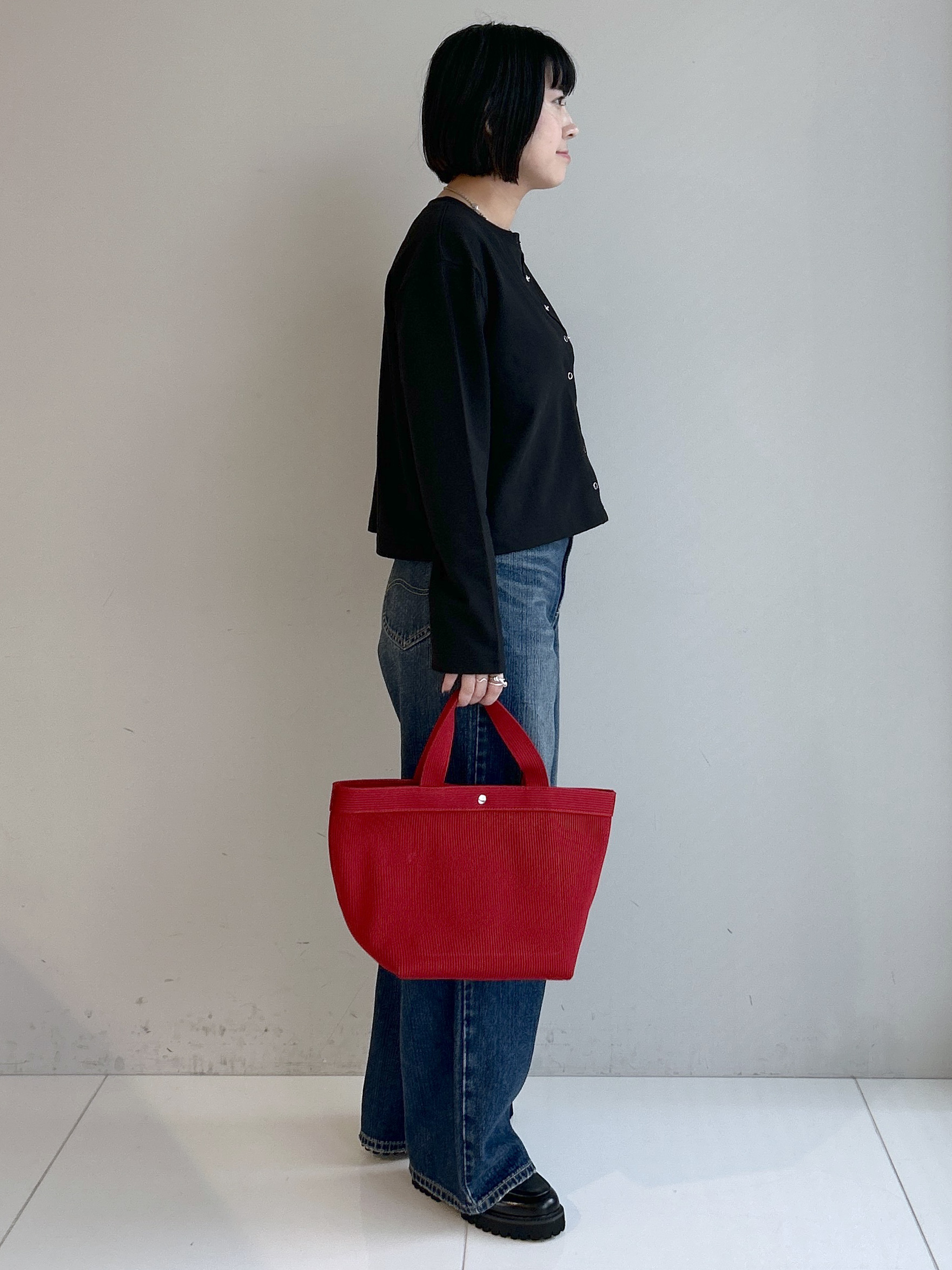 Hirokaさんの「Dessin｜リングスナップミニ裏毛カーディガン」を使ったコーディネート