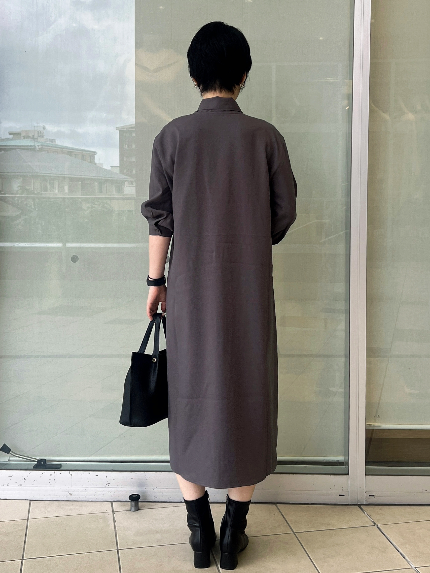 yo-koさんの「OPAQUE.CLIP｜ボウタイ付きシャツワンピース【洗濯機OK】」を使ったコーディネート