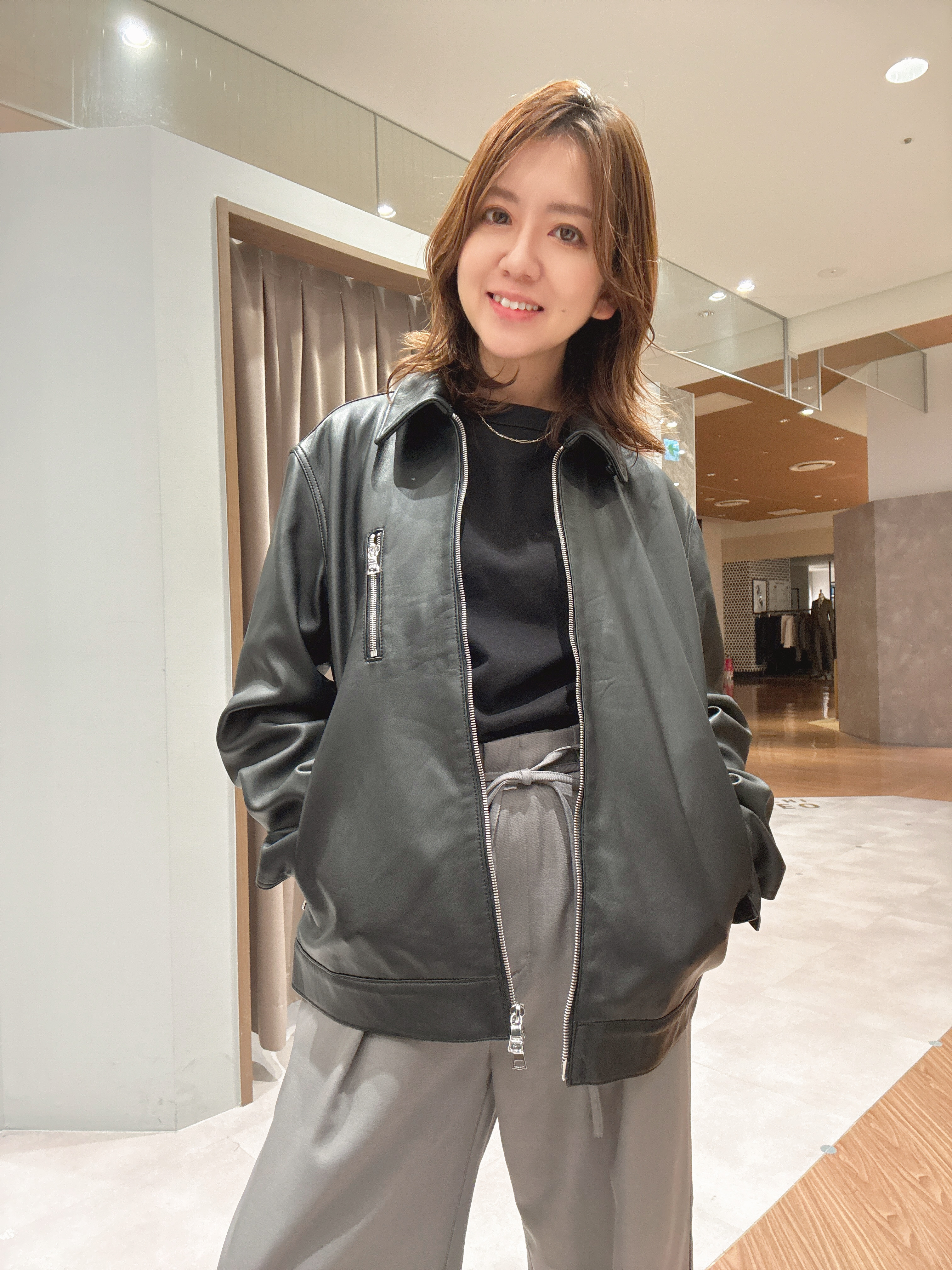 hanechanさんの「TAKEO KIKUCHI｜【BOWLER HAT LABEL】シングルレザーライダースジャケット」を使ったコーディネート