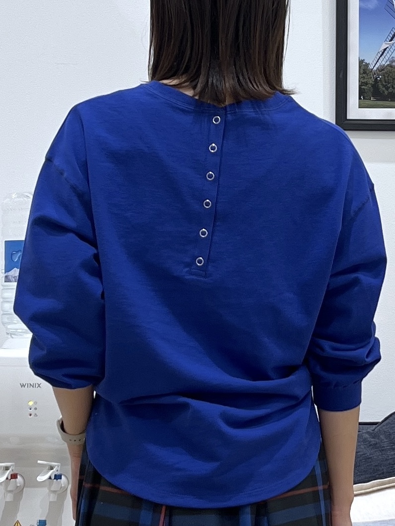 canaさんの「Dessin｜バックヘンリーカットソー長袖」を使ったコーディネート