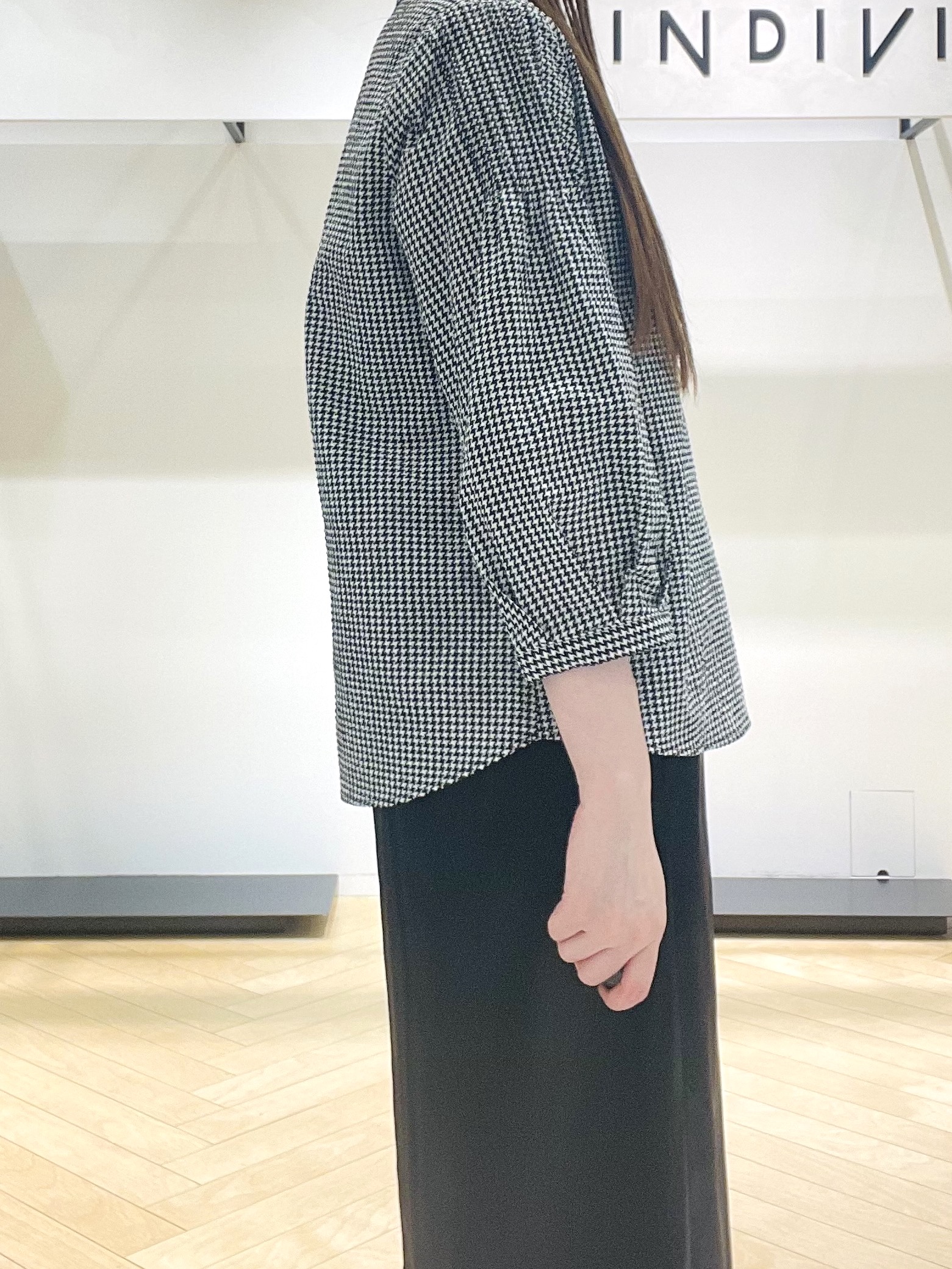 mさんの「INDIVI｜【初秋にピッタリ！／洗える】凹凸素材ミニスタンドトップス」を使ったコーディネート