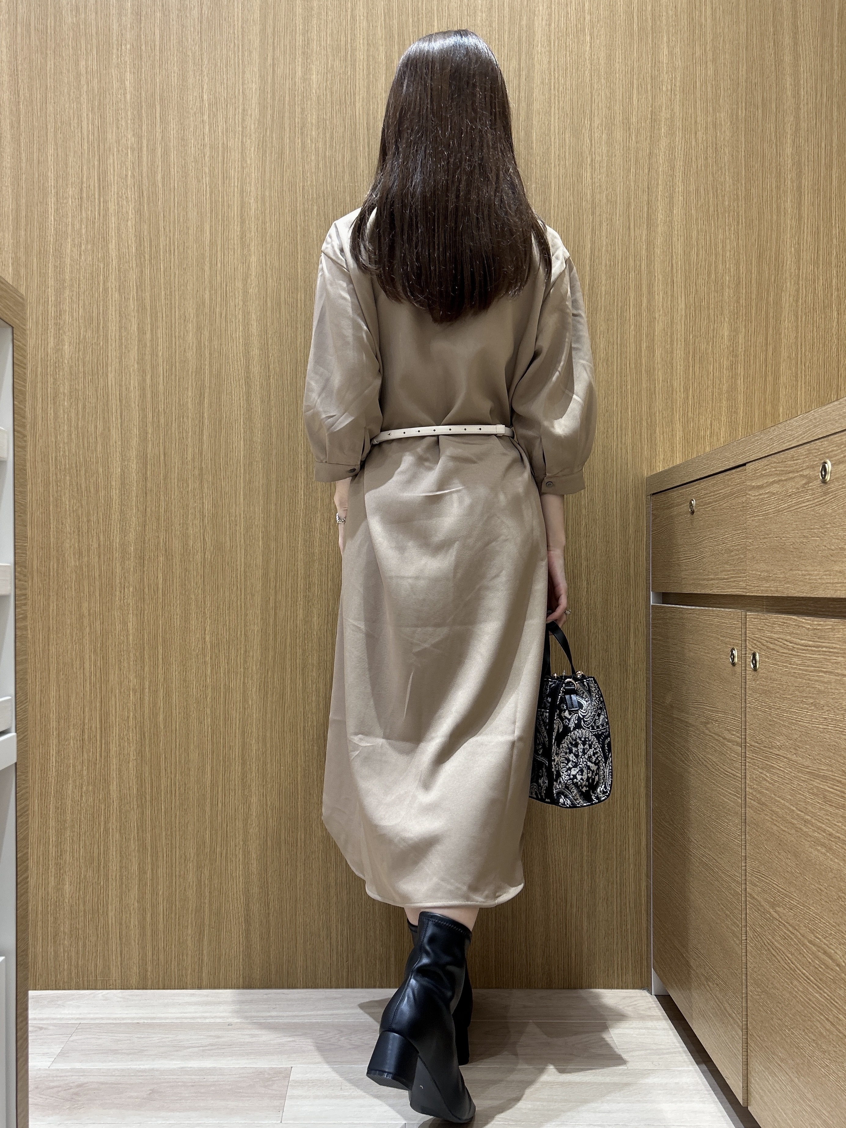 maiさんの「OPAQUE.CLIP｜ボウタイ付きシャツワンピース【洗濯機OK】」を使ったコーディネート