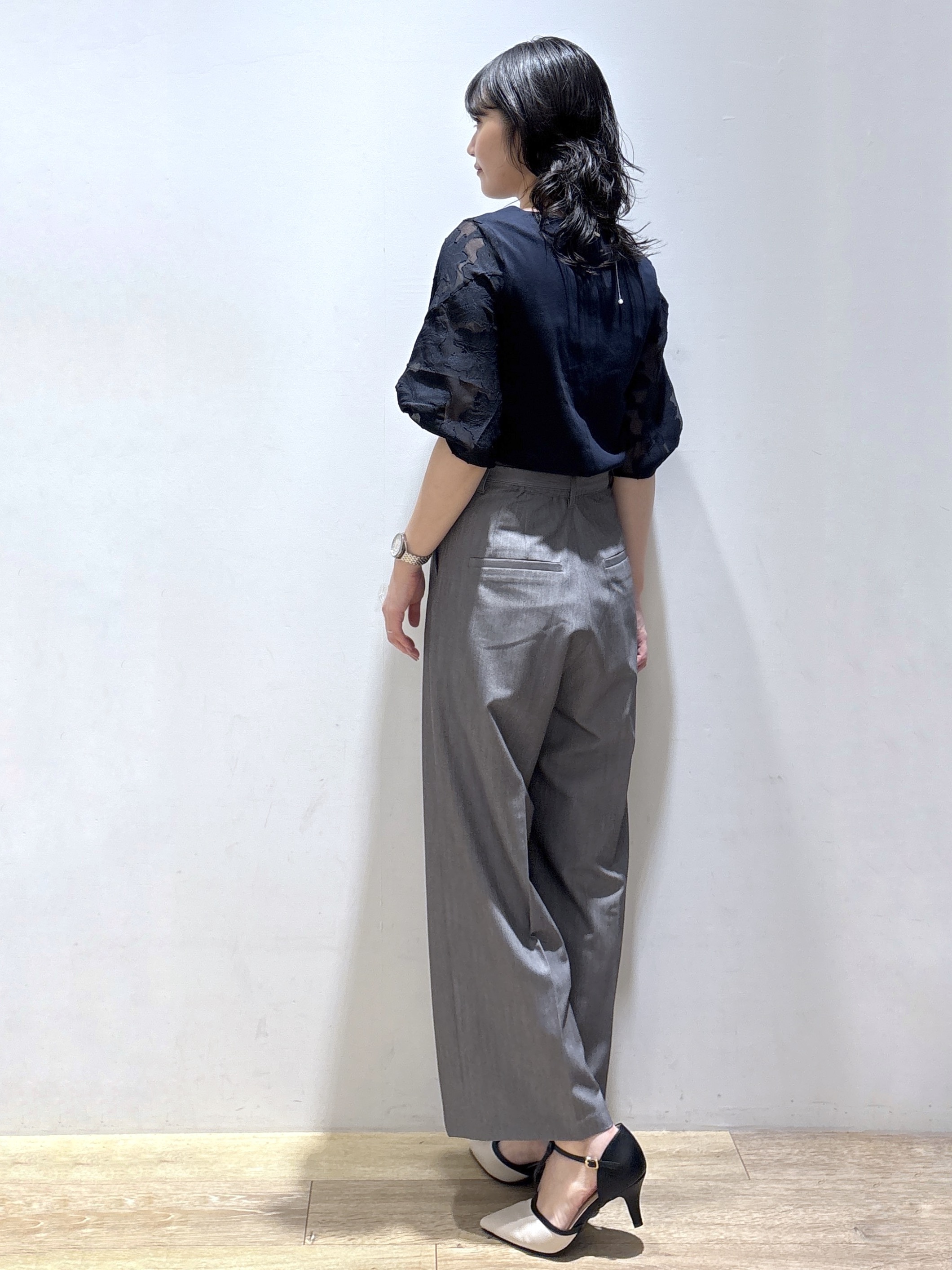 mizukiさんの「index｜【S‐LLサイズ】花柄ジャカードスリーブトップス《接触冷感／UVケア／洗濯機OK》」を使ったコーディネート