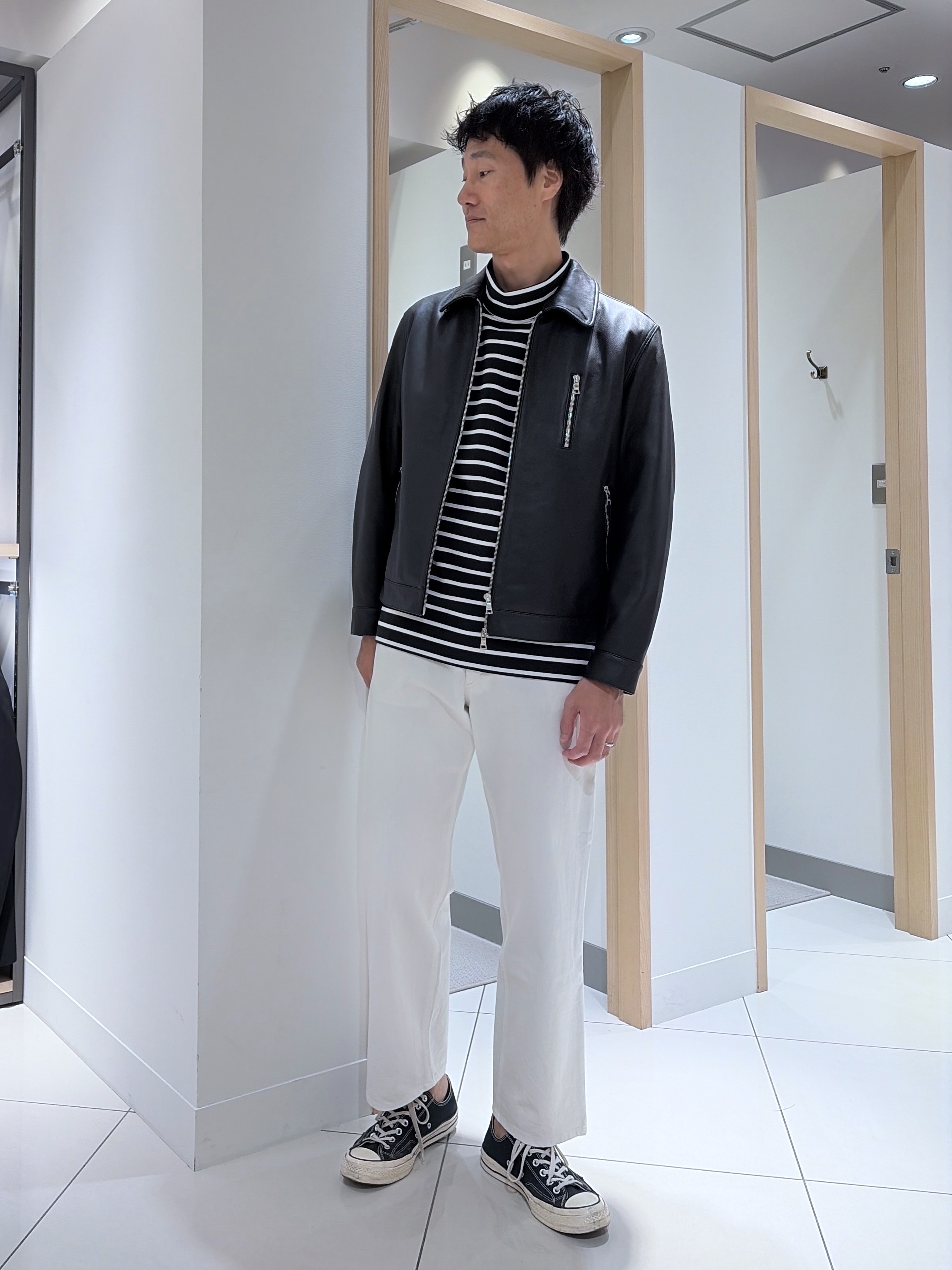 mutoさんの「TAKEO KIKUCHI｜【BOWLER HAT LABEL】シングルレザーライダースジャケット」を使ったコーディネート