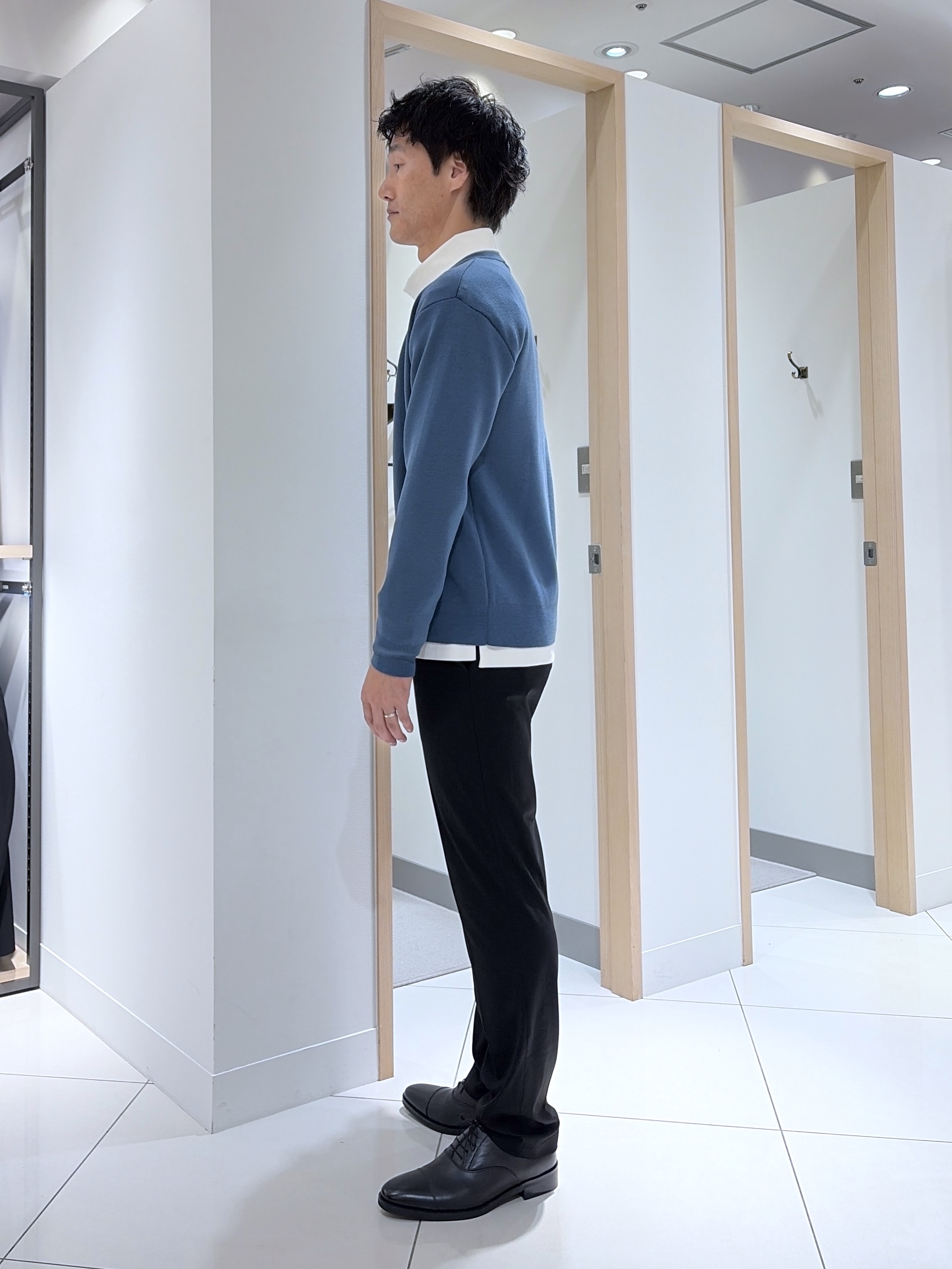 mutoさんの「TAKEO KIKUCHI｜【BOWLER HAT LABEL】日本製クルーネックカーディガン」を使ったコーディネート