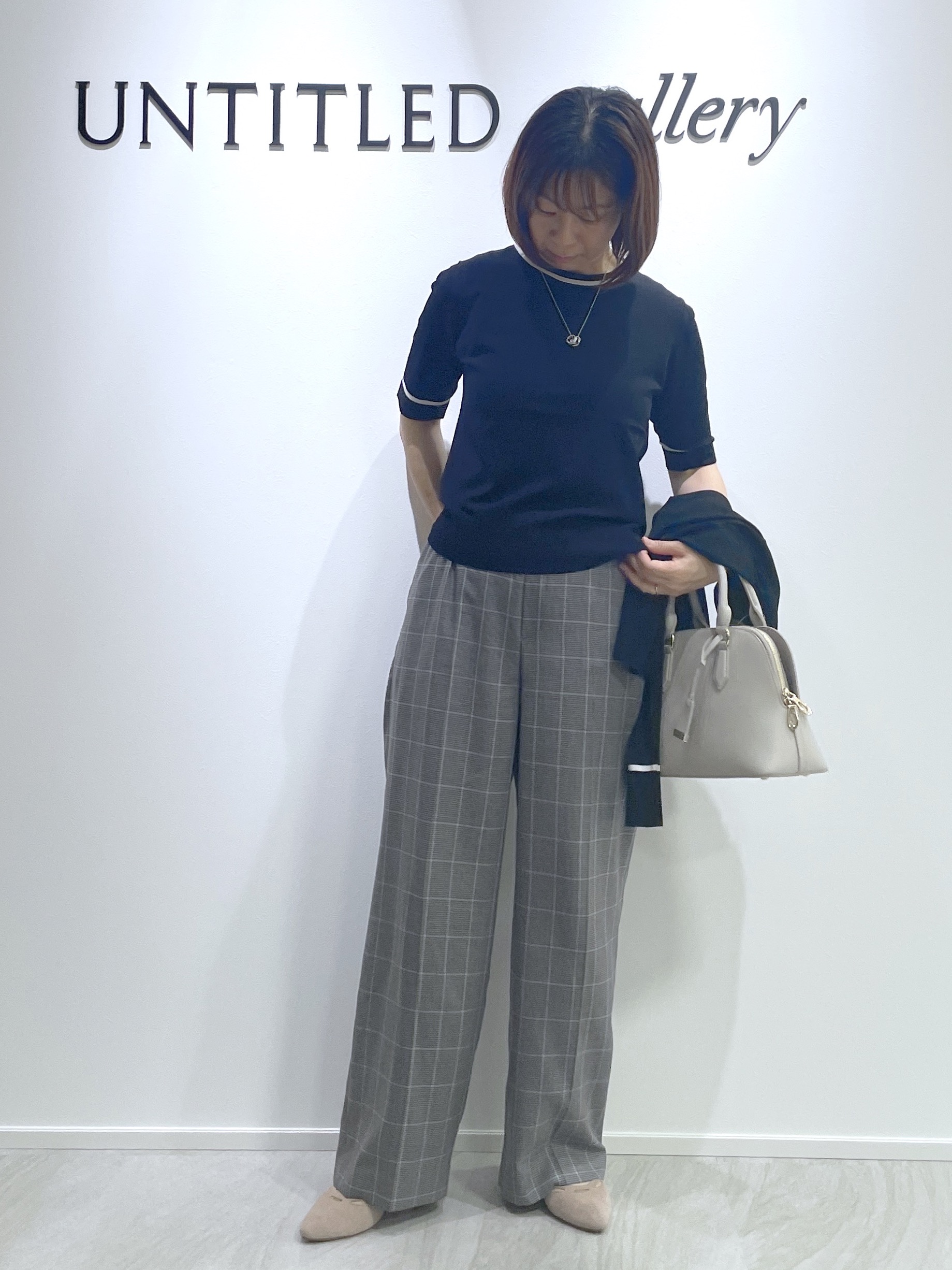 hanaさんの「UNTITLED｜【アンサンブル可/きれいめ/通勤】コンパクト5分袖ニット」を使ったコーディネート