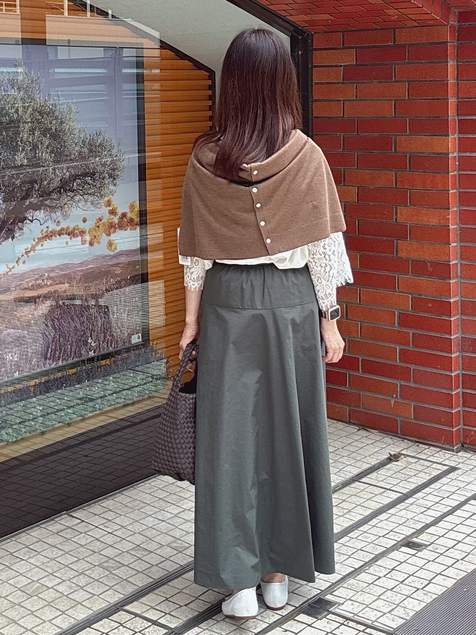 makiさんの「UNTITLED｜【アンサンブル可/秋羽織り/シアー】前後2WAYカーディガン」を使ったコーディネート