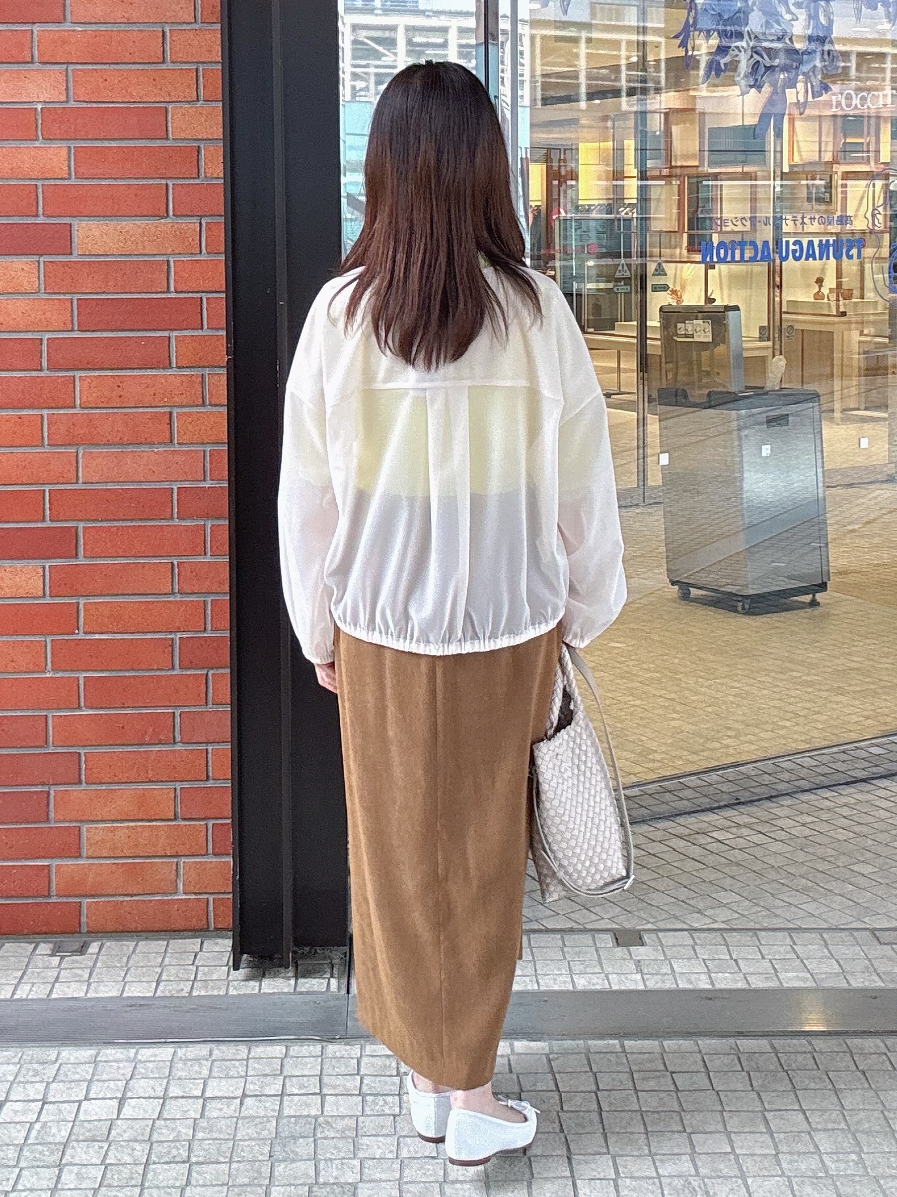 makiさんの「UNTITLED｜【秋羽織り/ジップ】トリコットシアーブラウス」を使ったコーディネート