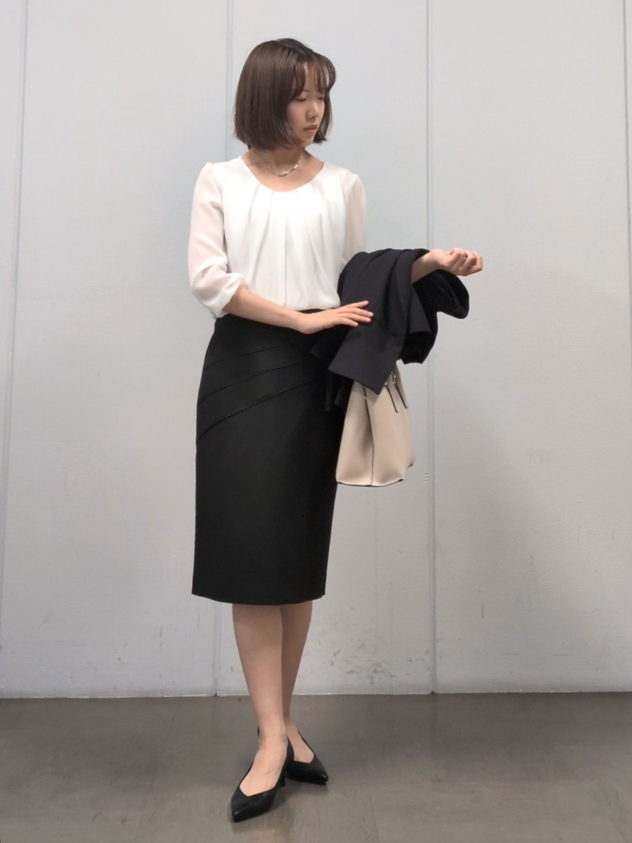 Akaさんの「COUP DE CHANCE｜【手洗い可／日本製／スーツ可】ペプラムジャケット」を使ったコーディネート