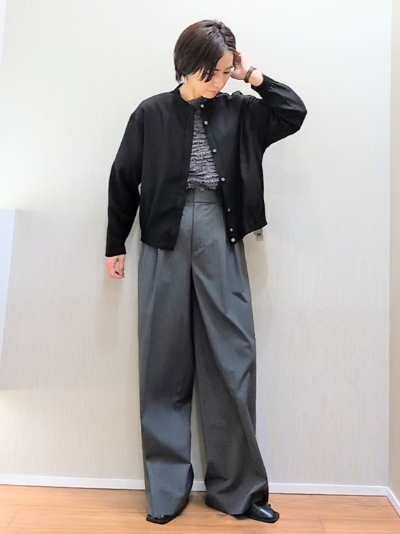 ミズタさんの「UNTITLED｜【セットアップ可/秋羽織り】メランジツイルシャツ」を使ったコーディネート