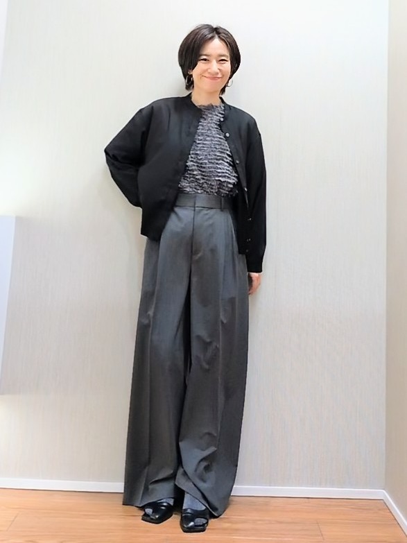 ミズタさんの「UNTITLED｜【セットアップ可/秋羽織り】メランジツイルシャツ」を使ったコーディネート