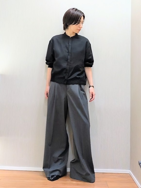 ミズタさんの「UNTITLED｜【セットアップ可/秋羽織り】メランジツイルシャツ」を使ったコーディネート