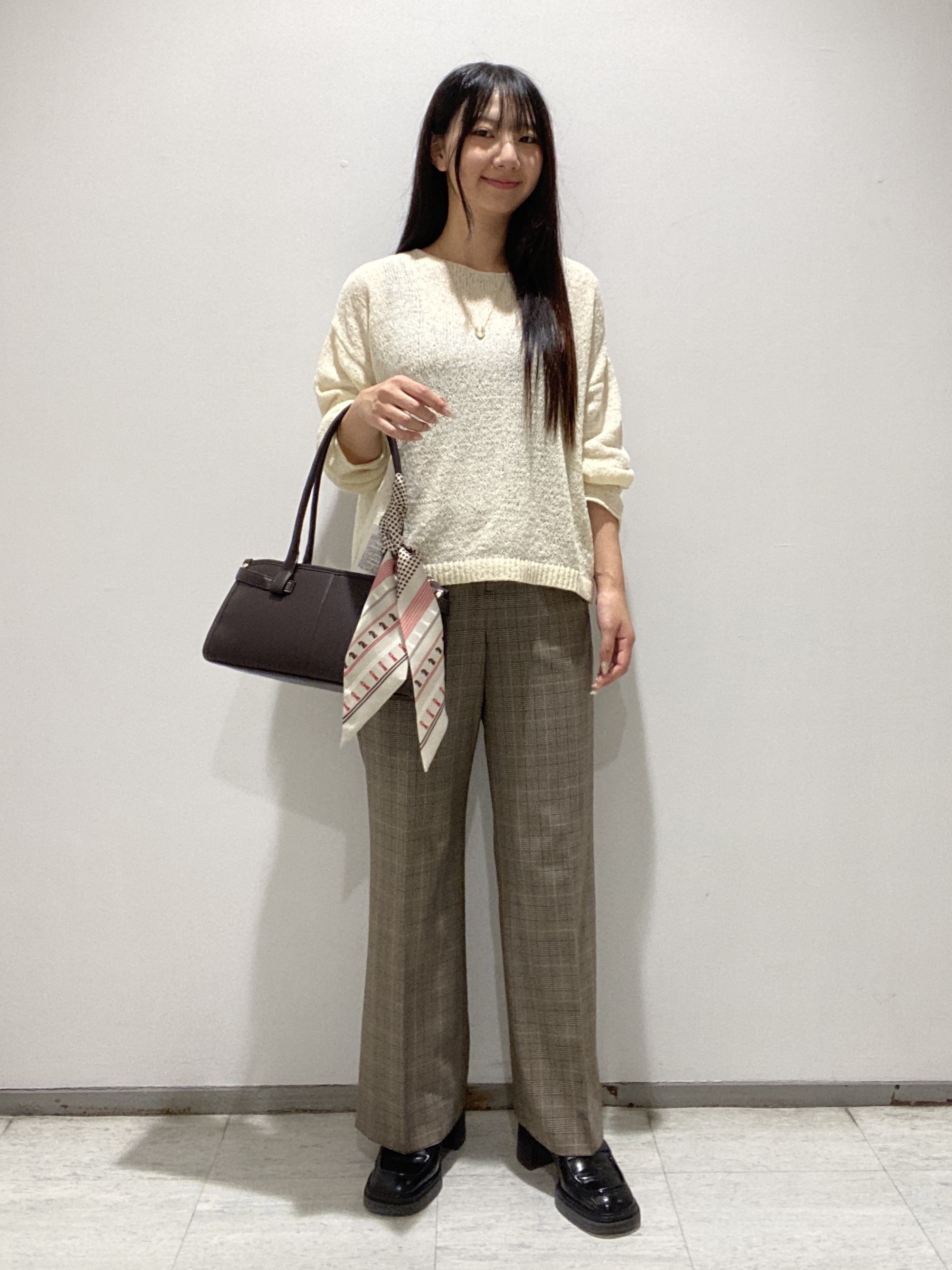 meiさんの「INDIVI｜【洗える／程よいシアー感】凹凸素材ニット」を使ったコーディネート
