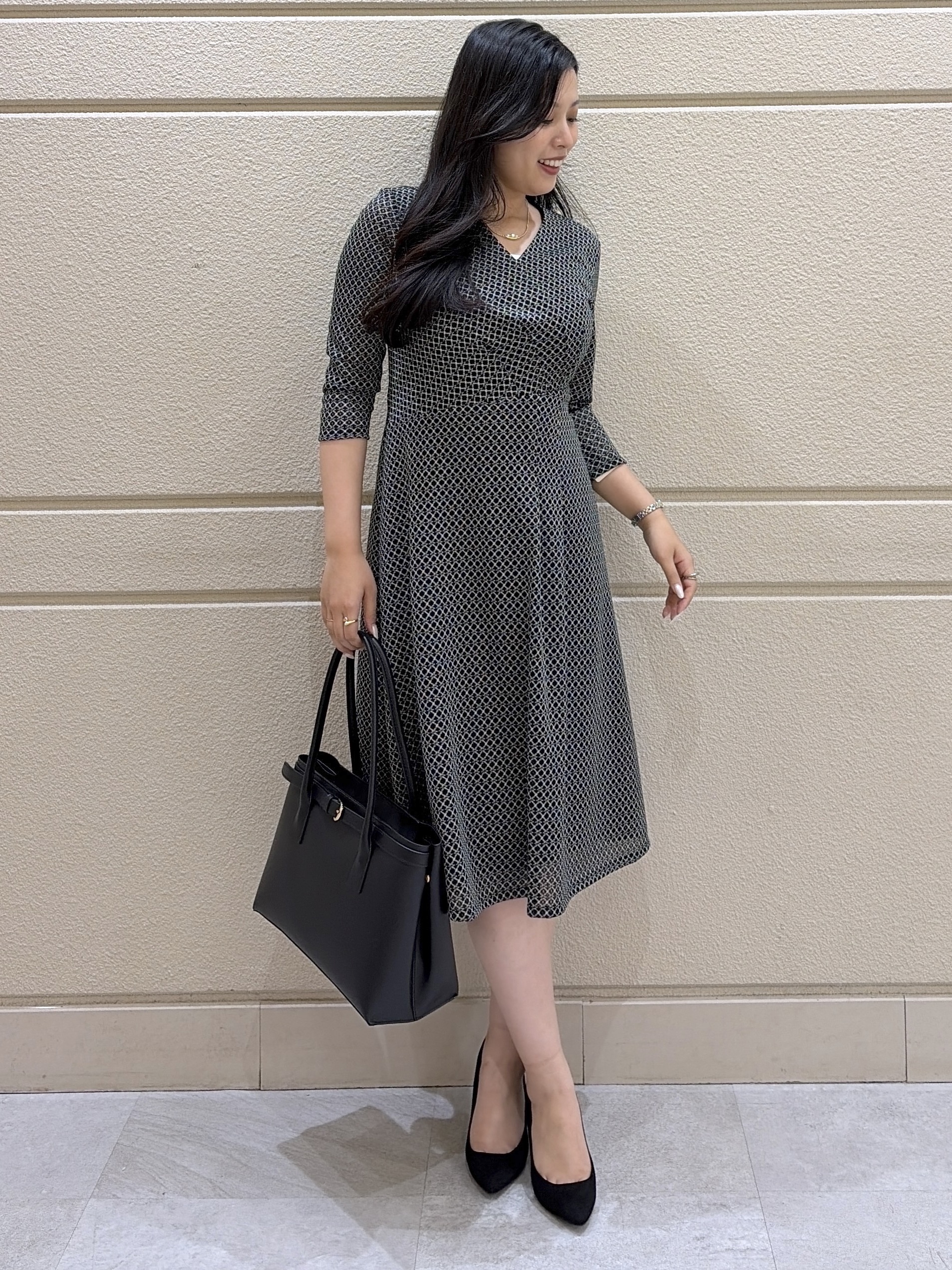 Momokaさんの「COUP DE CHANCE｜【手洗い可／日本製】カシュクールワンピース」を使ったコーディネート
