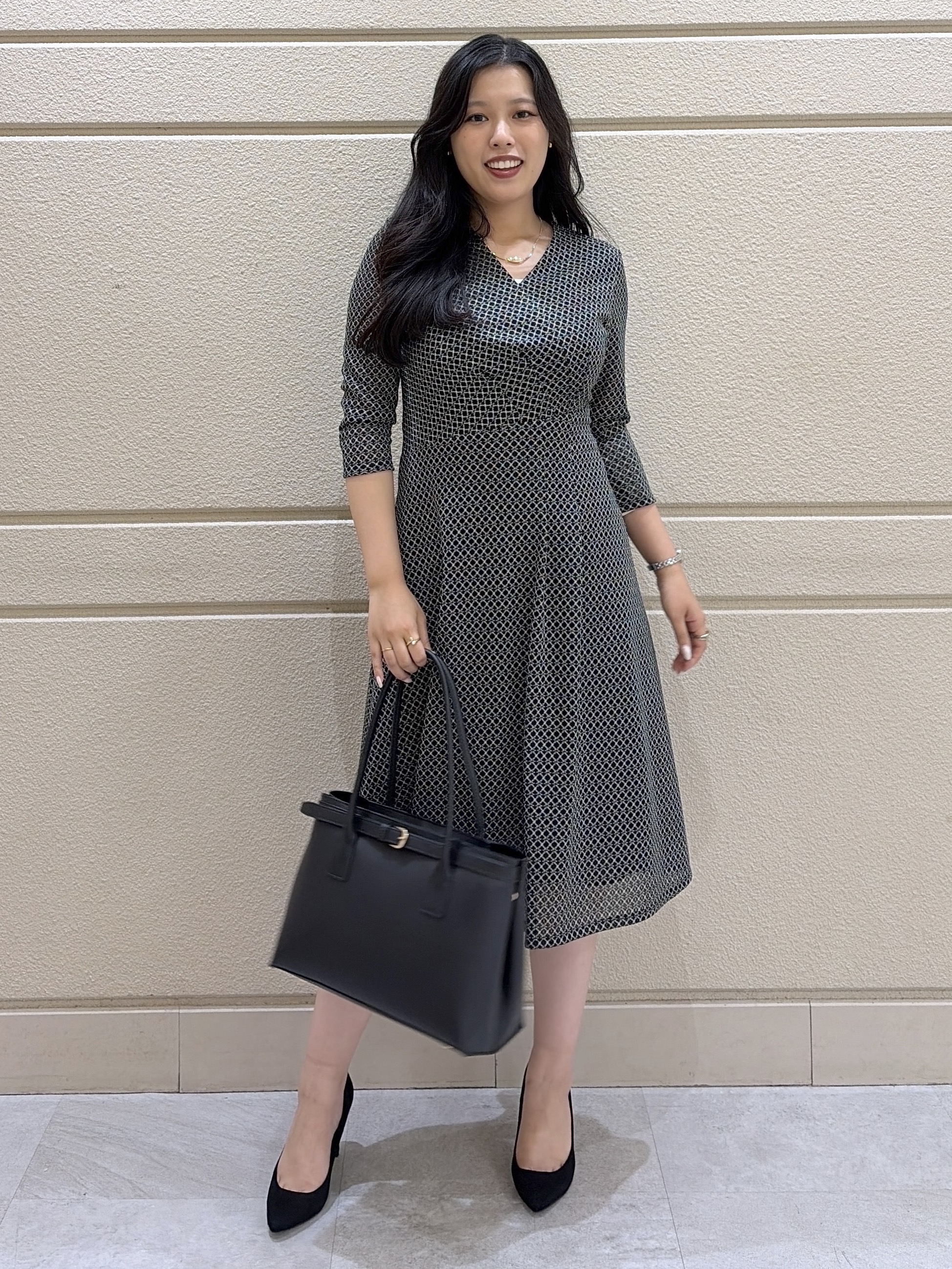 Momokaさんの「COUP DE CHANCE｜【手洗い可／日本製】カシュクールワンピース」を使ったコーディネート