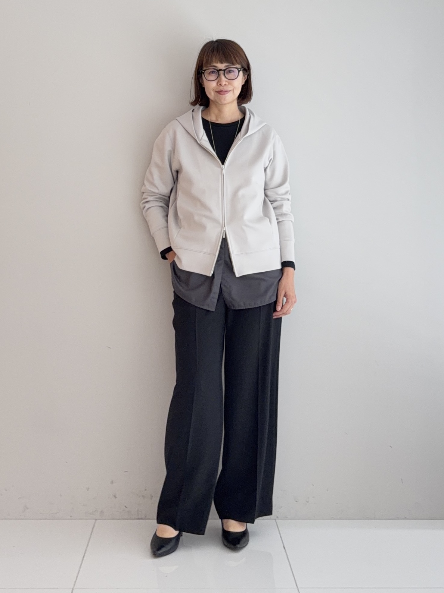 murayamaさんの「INDIVI｜【接触冷感/UVケア/着る日傘】ワイドストレートパンツ」を使ったコーディネート