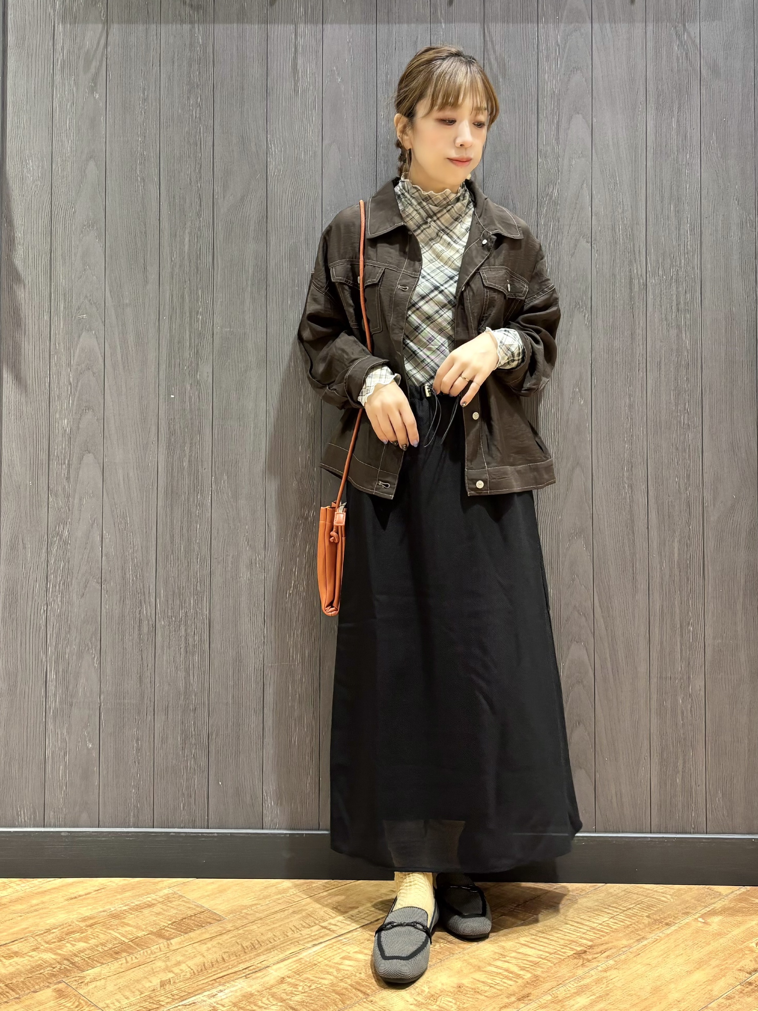 meiさんの「SHOO･LA･RUE｜【S-LL/洗濯機可】Gジャン風 軽く羽織れるシアージャケット」を使ったコーディネート