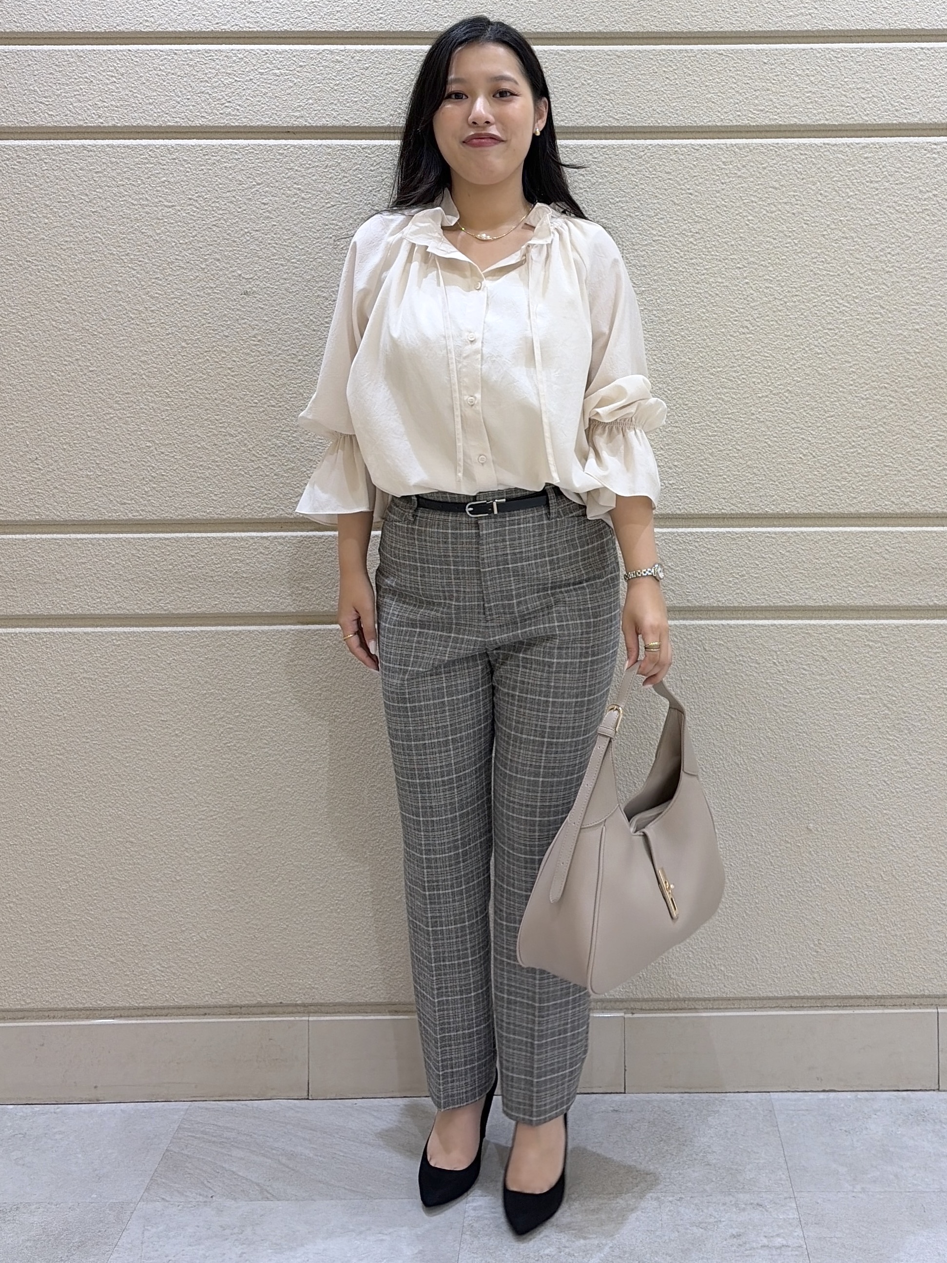 Momokaさんの「COUP DE CHANCE｜【手洗い可】ギャザーフリルブラウス」を使ったコーディネート