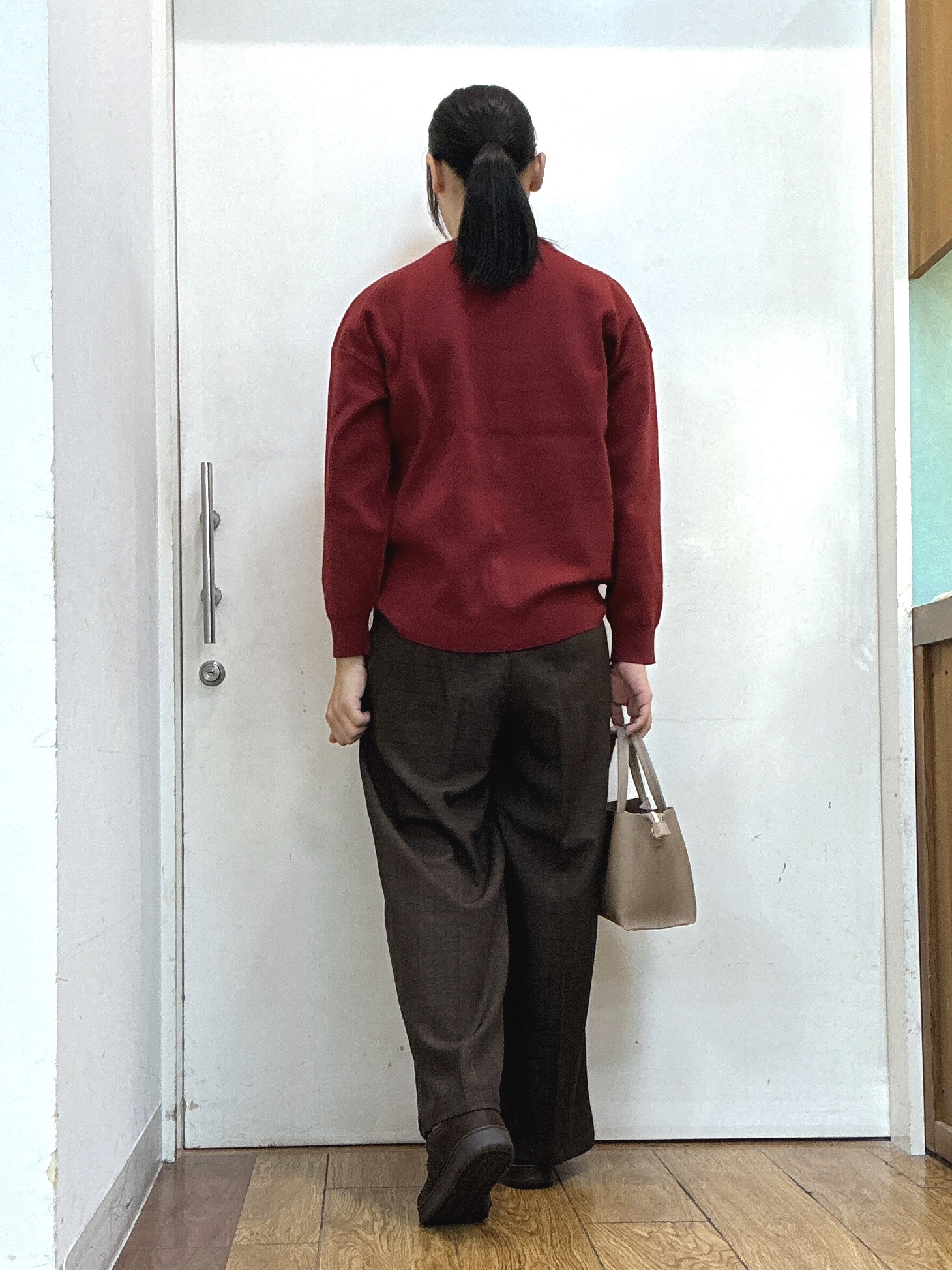 Karinさんの「SHOO･LA･RUE｜【セットアップ可/洗濯機可】軽やかに羽織れる スポンディッシュ ニットカーディガン」を使ったコーディネート