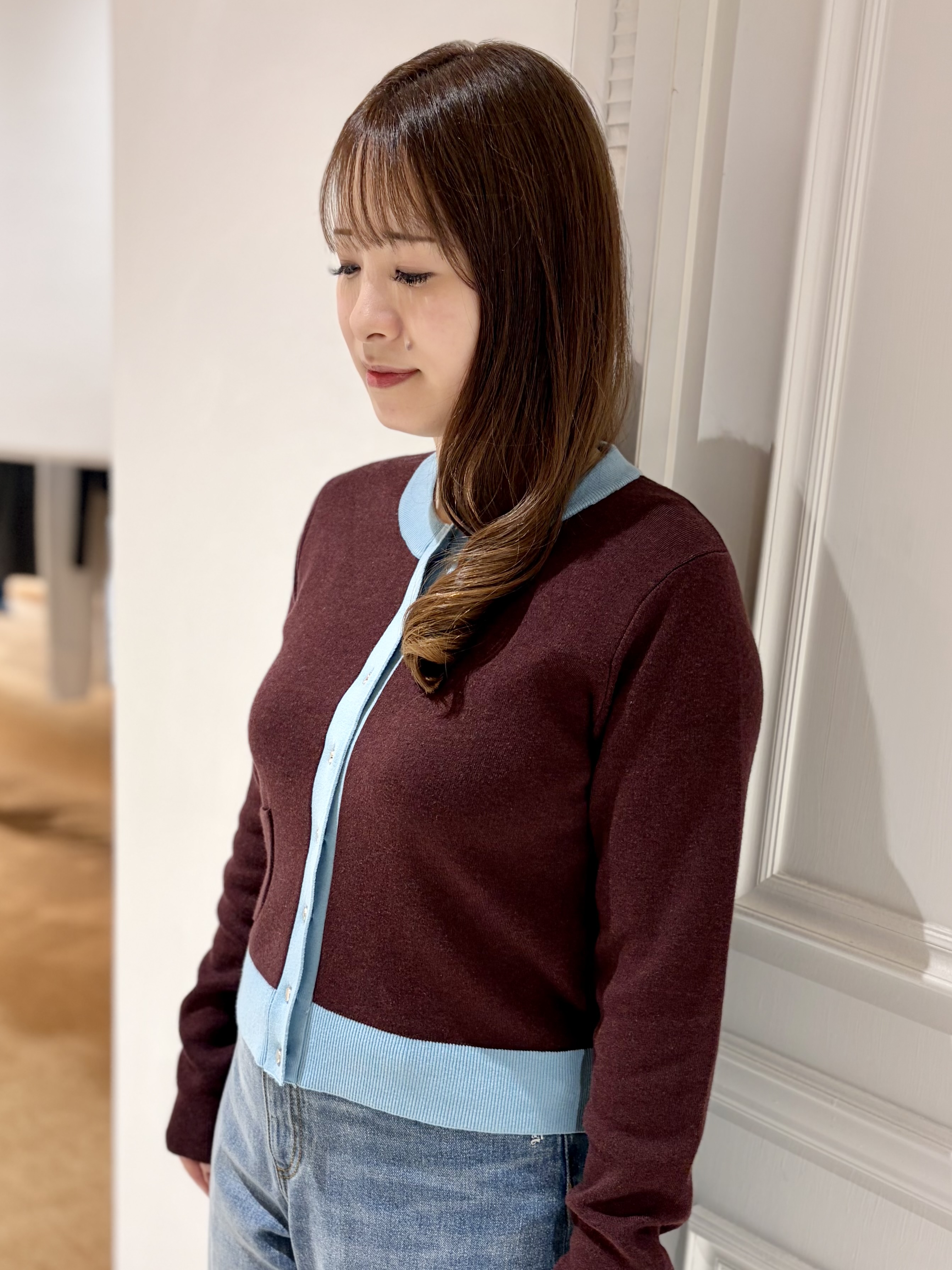 minowaさんの「DRESSTERIOR｜【ウォッシャブル】コットンカシミヤバイカラーカーディガン」を使ったコーディネート