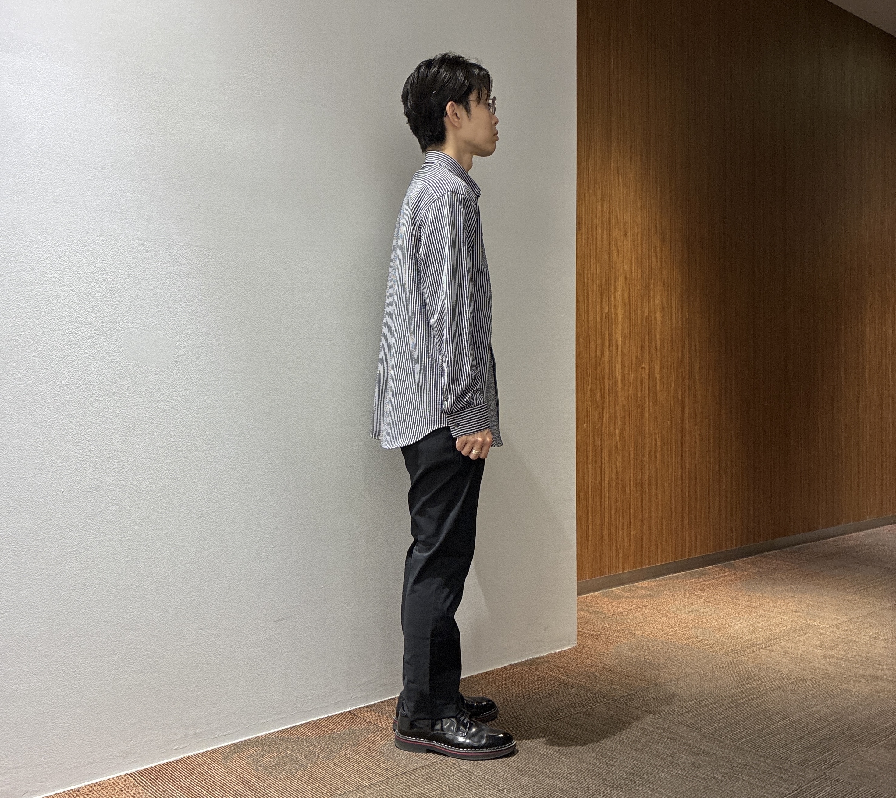 わいずみさんの「TAKEO KIKUCHI｜【BOWLER HAT LABEL】日本製クルーネックカーディガン」を使ったコーディネート
