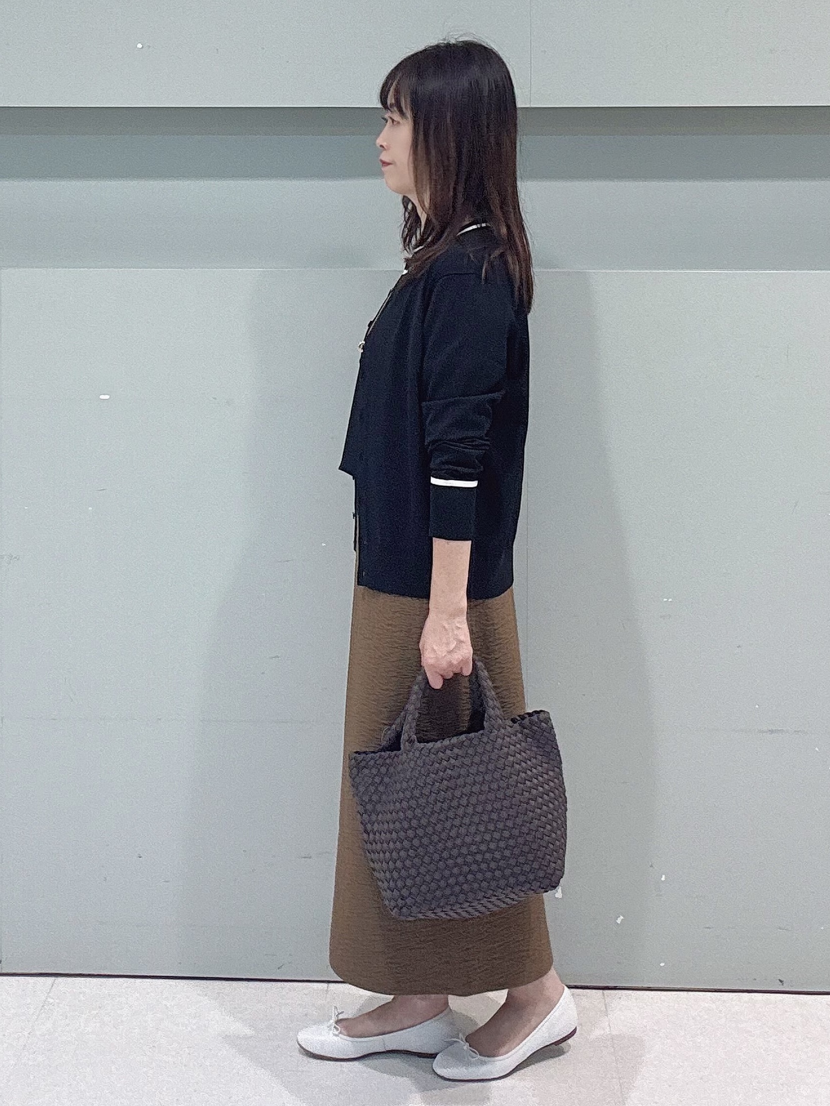 makiさんの「UNTITLED｜【アンサンブル可能/秋羽織り】コンパクトニットカーディガン」を使ったコーディネート
