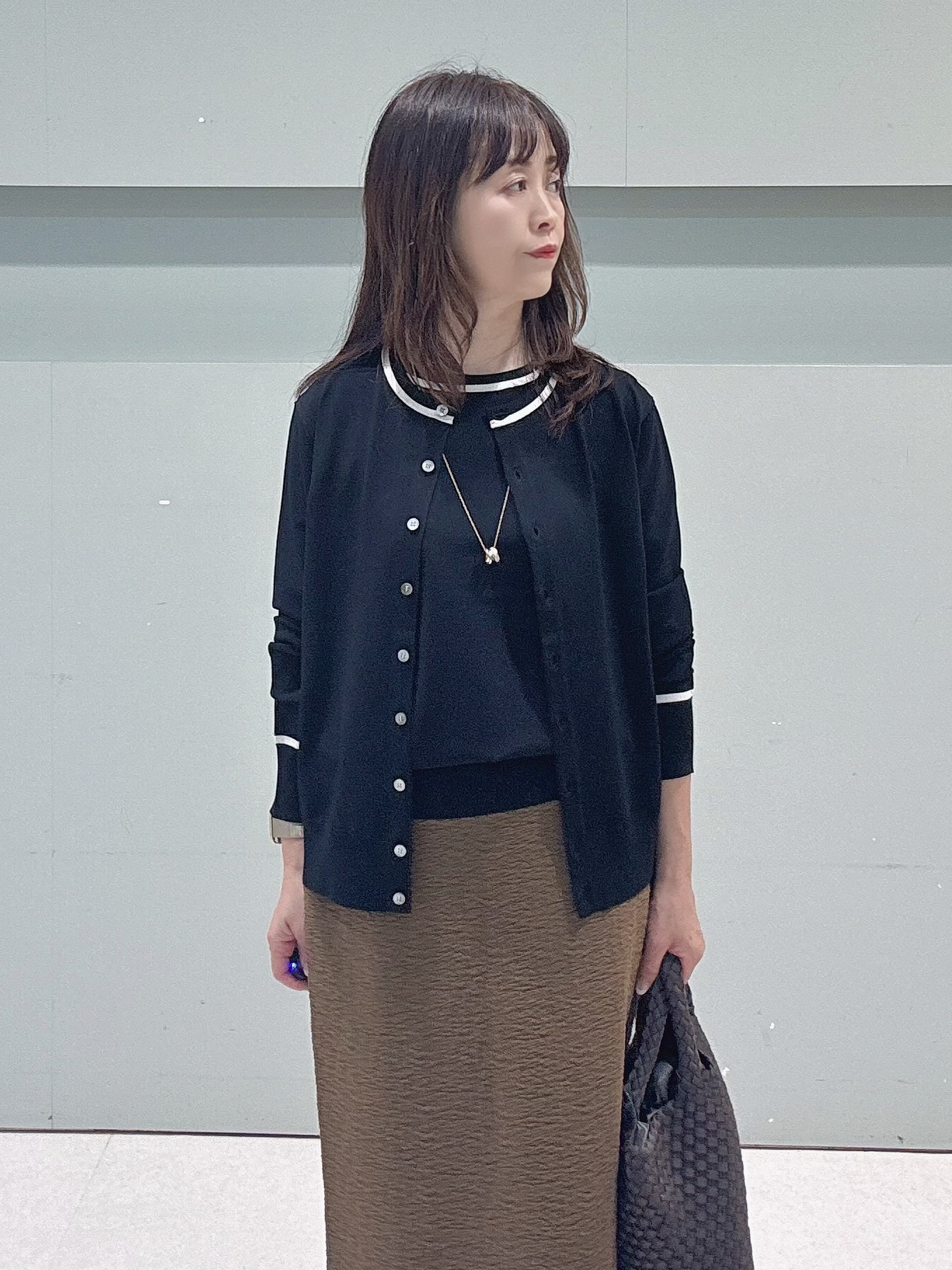 makiさんの「UNTITLED｜【アンサンブル可能/秋羽織り】コンパクトニットカーディガン」を使ったコーディネート