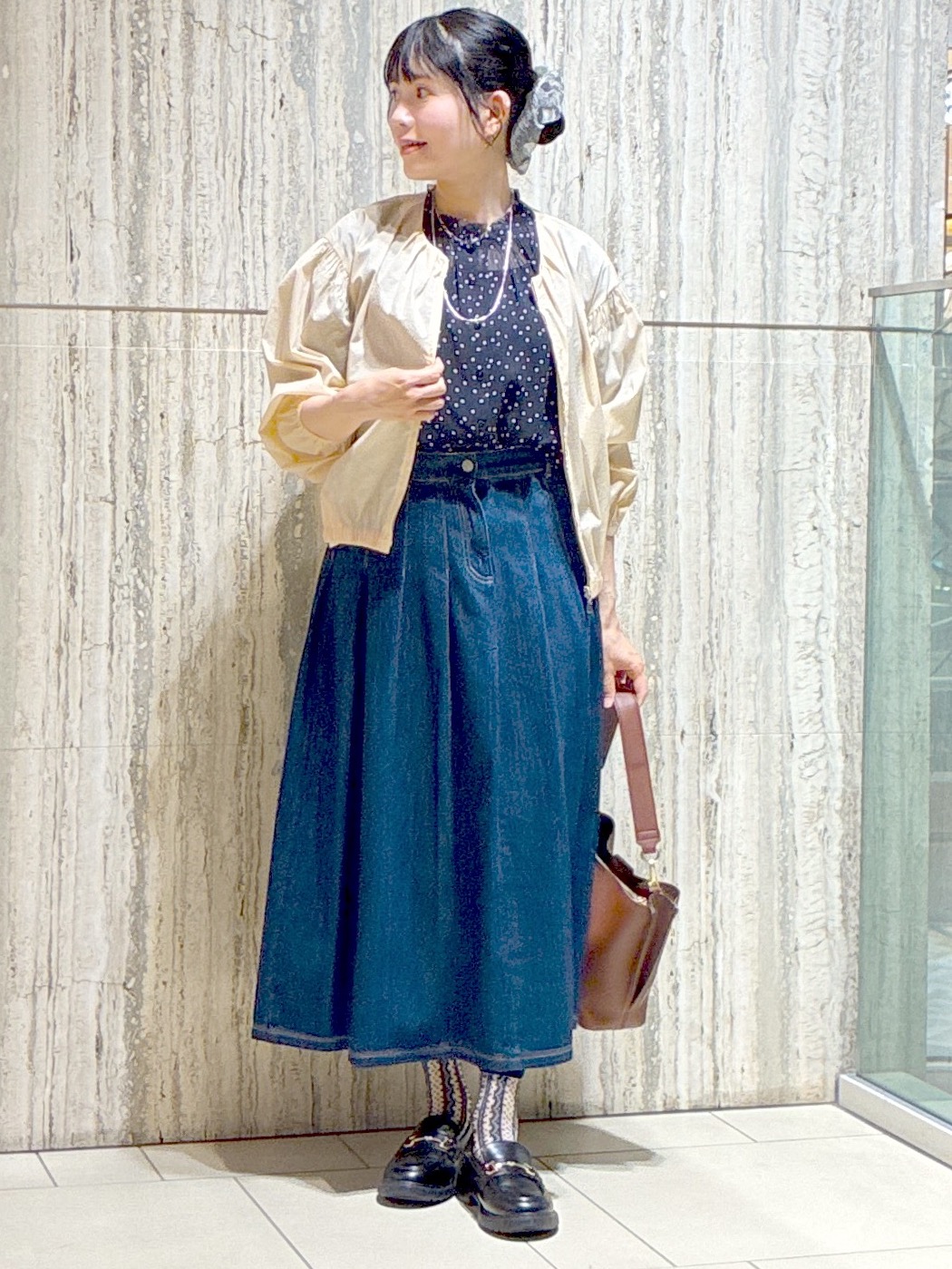  beni_gingerさんの「Reflect｜【セットアップ／手洗い可】ドット柄シアーブラウス」を使ったコーディネート