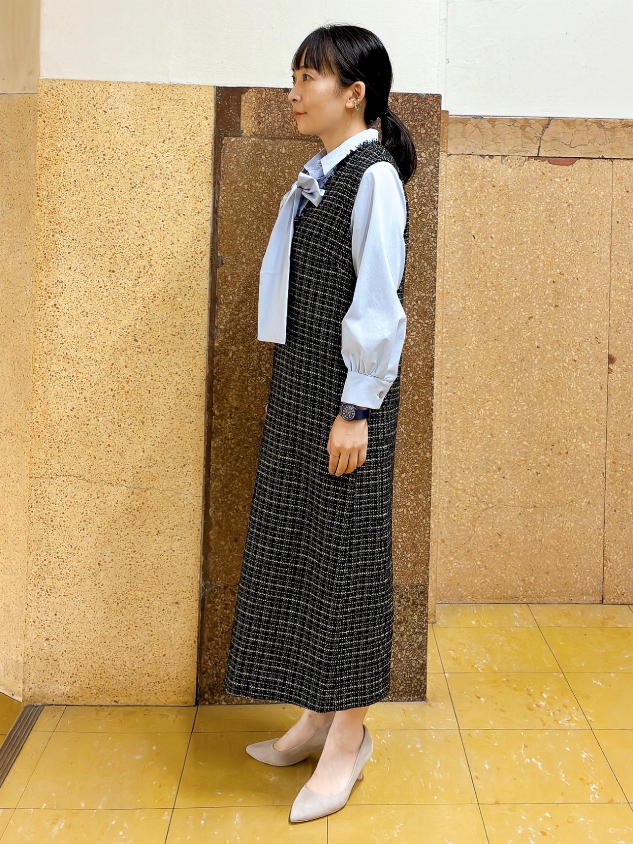 hattoriさんの「INDIVI｜【接触冷感／ストレッチ◎】取外し可ボウタイシャツ」を使ったコーディネート