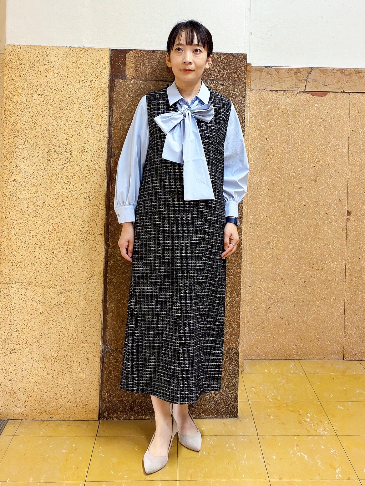 hattoriさんの「INDIVI｜【接触冷感／ストレッチ◎】取外し可ボウタイシャツ」を使ったコーディネート