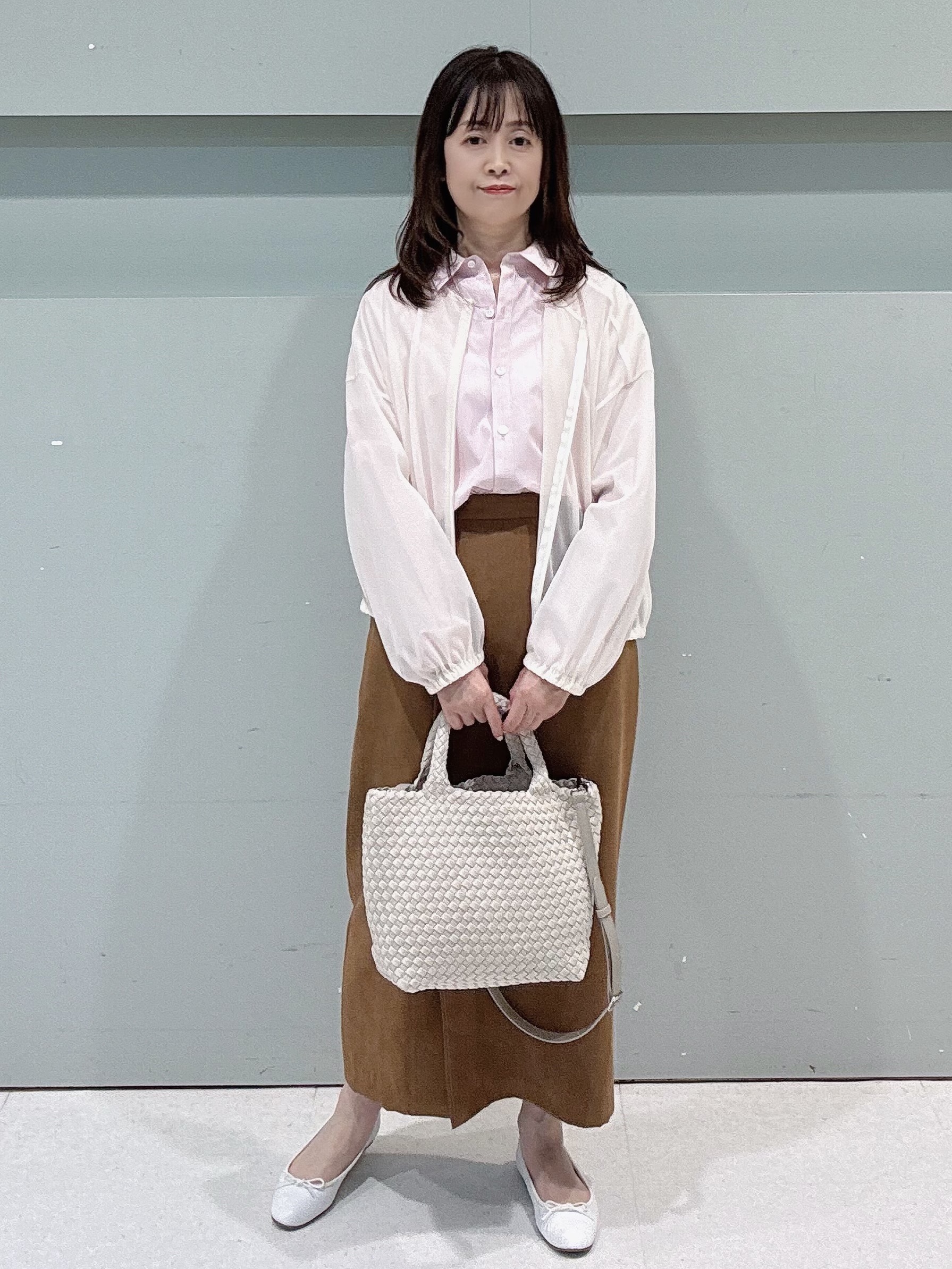 makiさんの「UNTITLED｜【秋羽織り/ジップ】トリコットシアーブラウス」を使ったコーディネート
