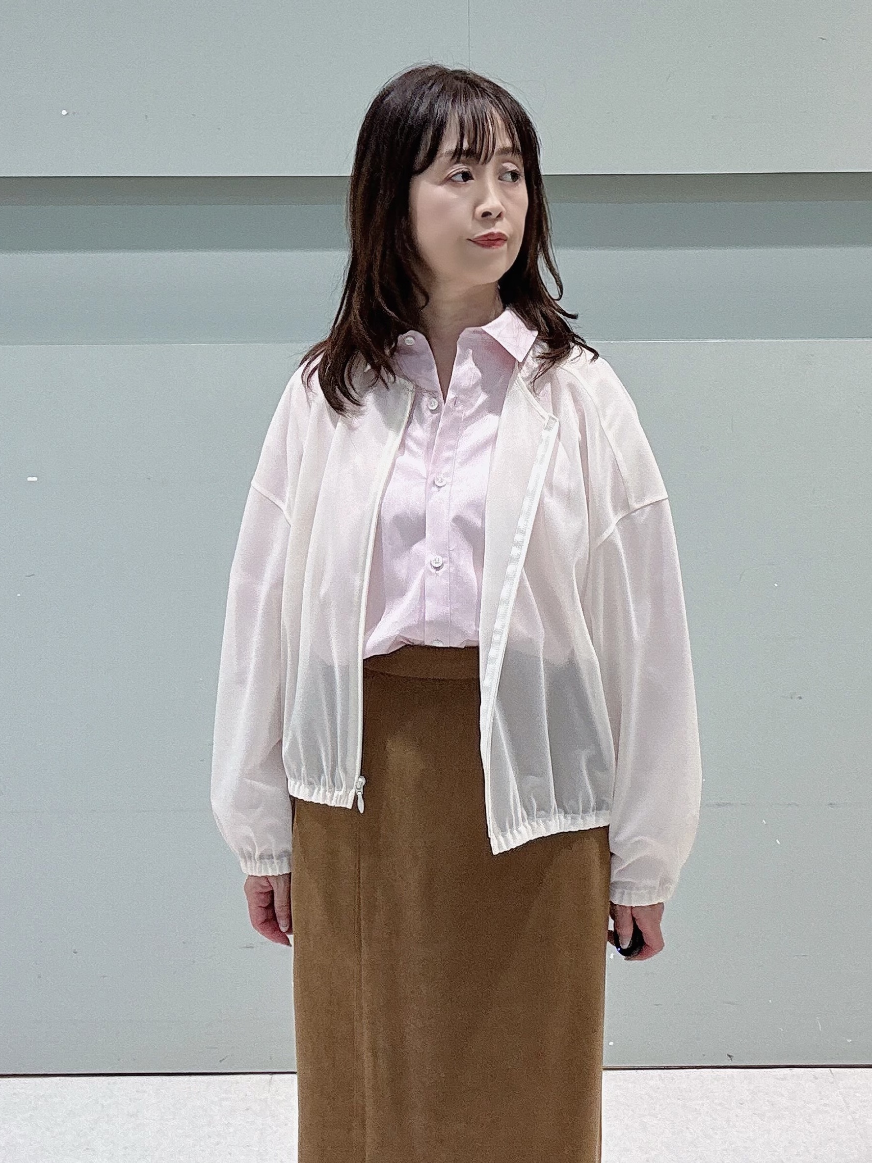 makiさんの「UNTITLED｜【秋羽織り/ジップ】トリコットシアーブラウス」を使ったコーディネート