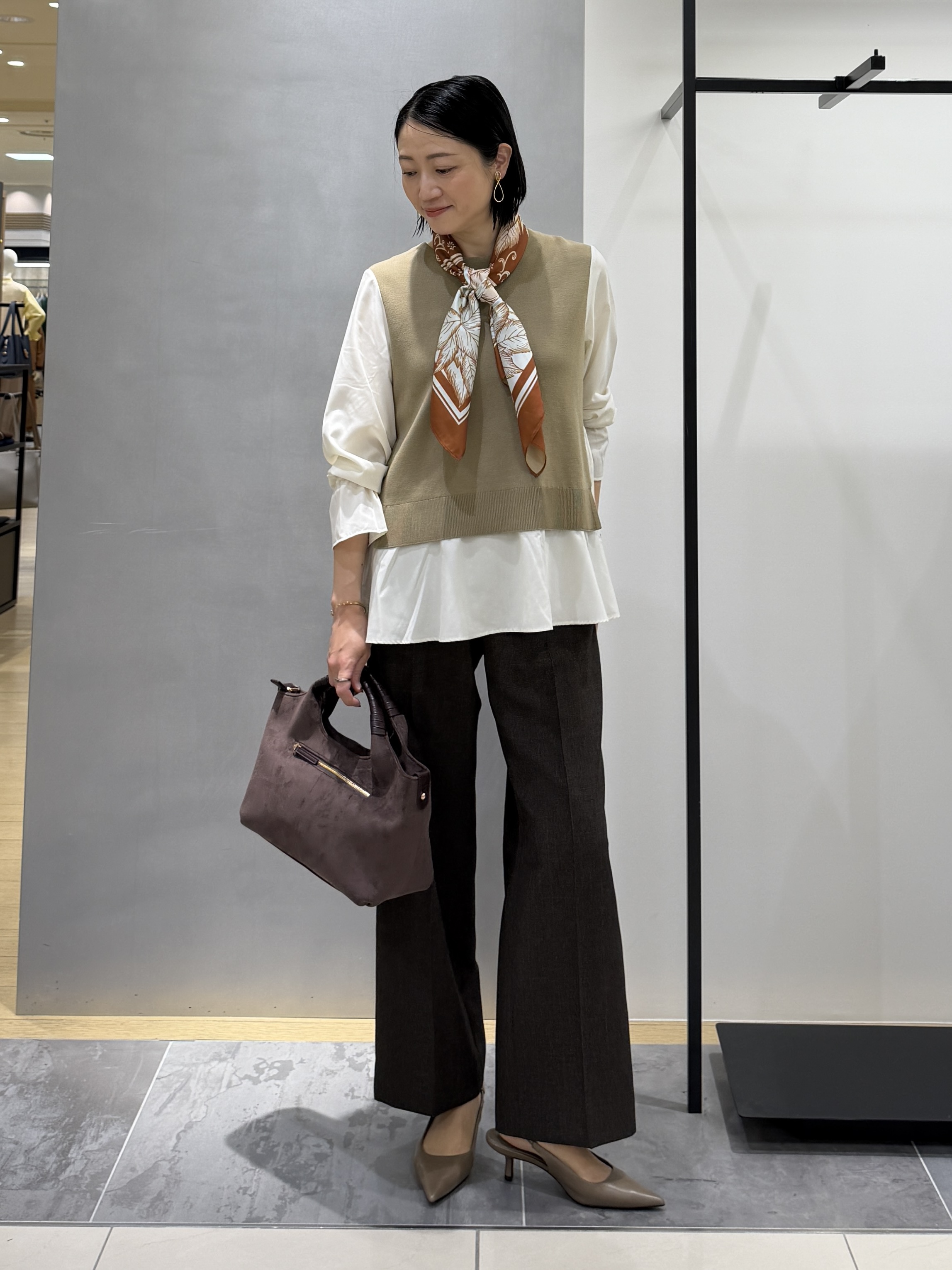 shihoさんの「INDIVI｜【洗える／1枚でコーデ完成】重ね着風ニットトップス」を使ったコーディネート